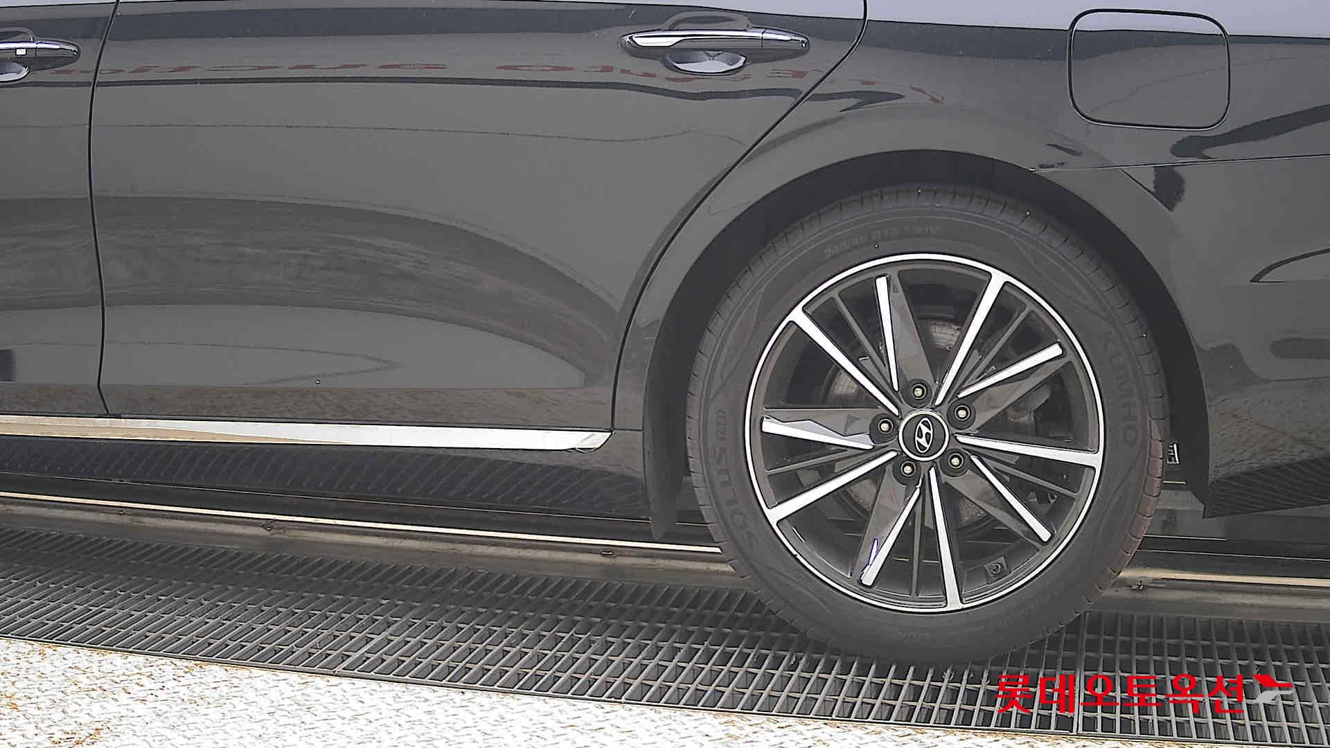2022 - hyundai grandeur