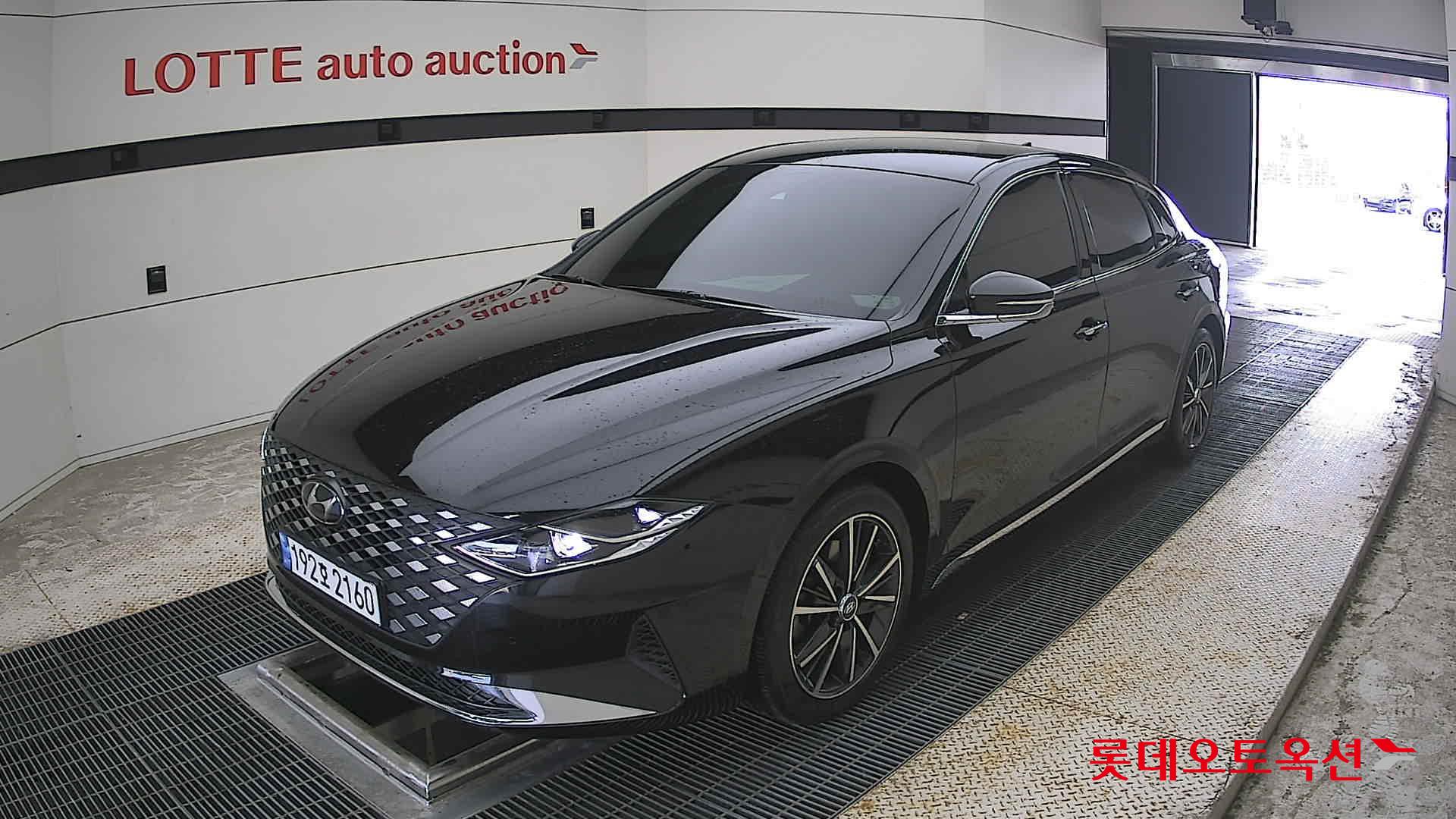 2022 - hyundai grandeur