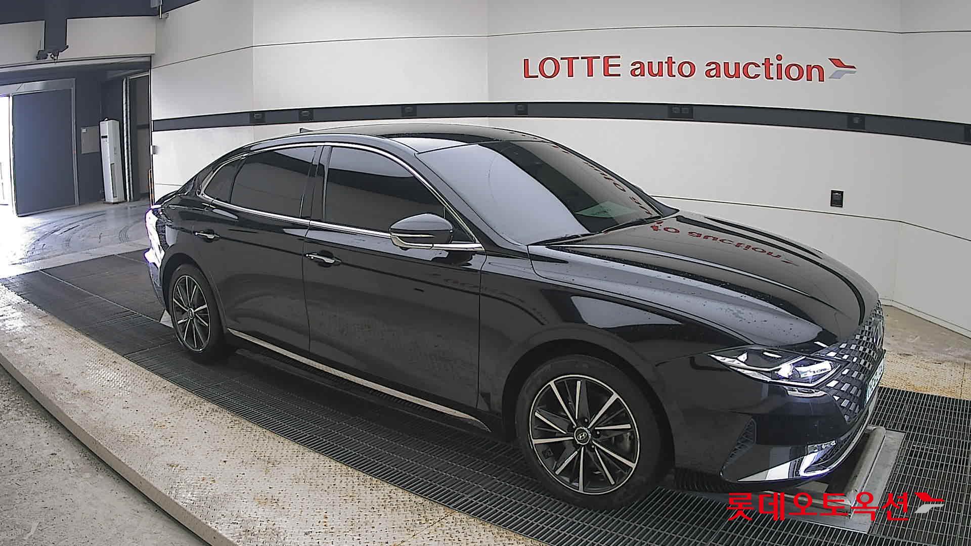 2022 - hyundai grandeur