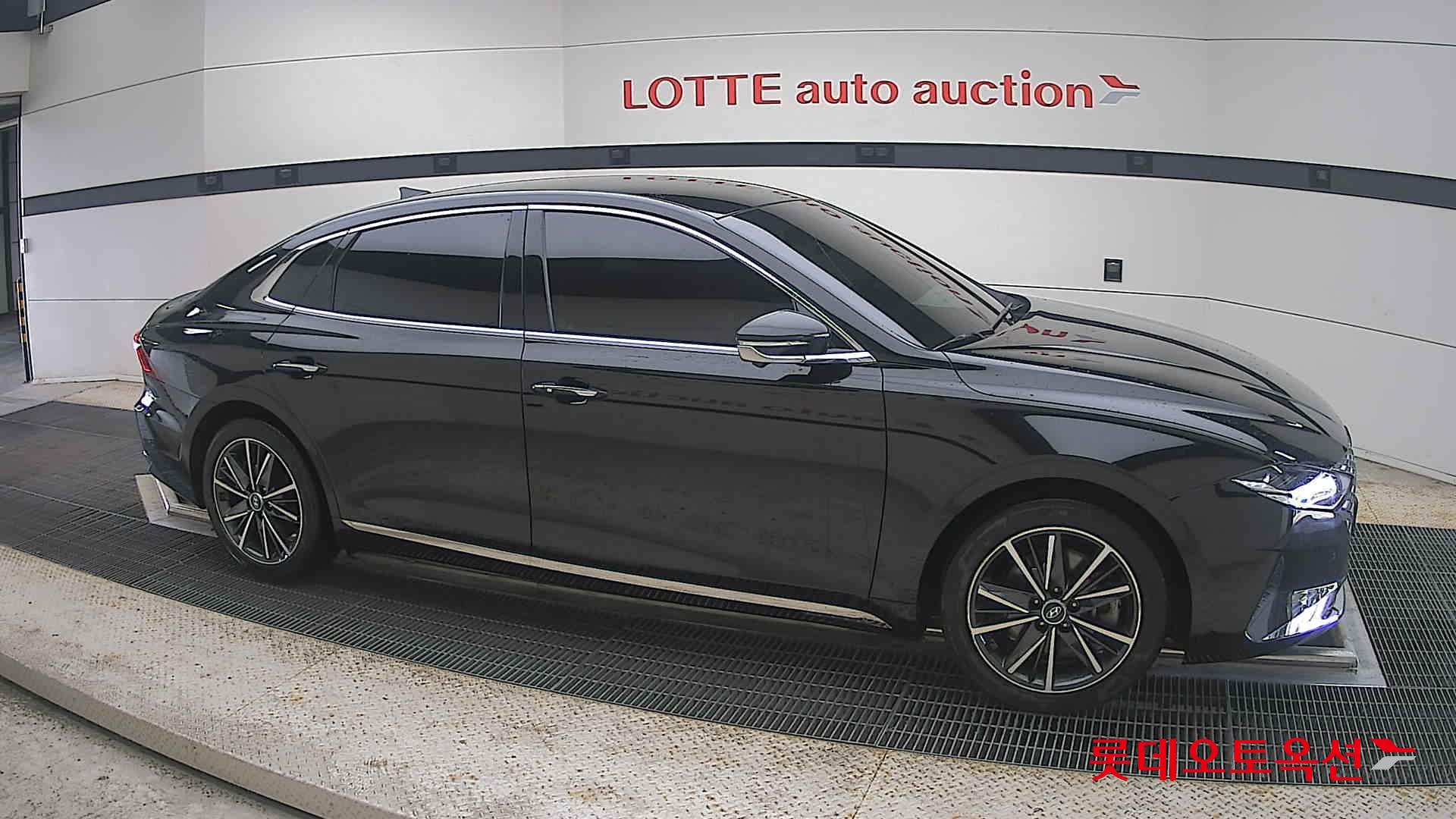 2022 - hyundai grandeur