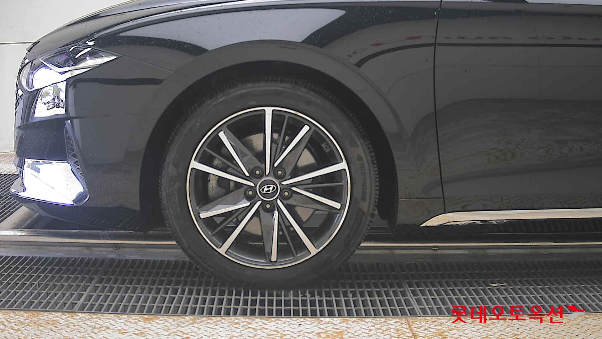 2022 - hyundai grandeur