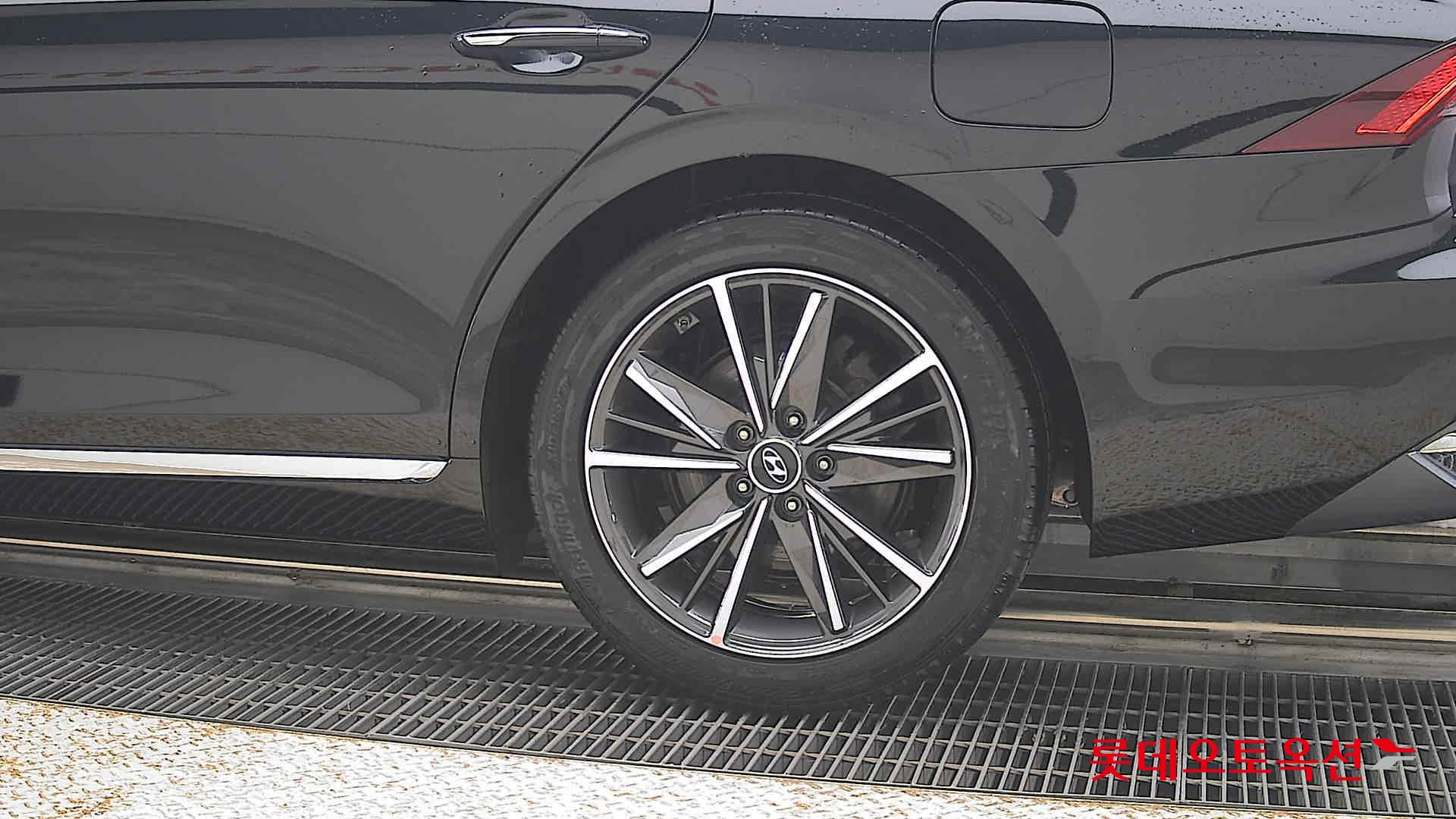 2022 - hyundai grandeur