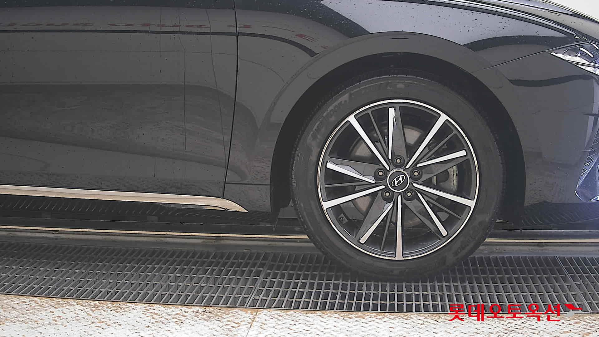 2022 - hyundai grandeur