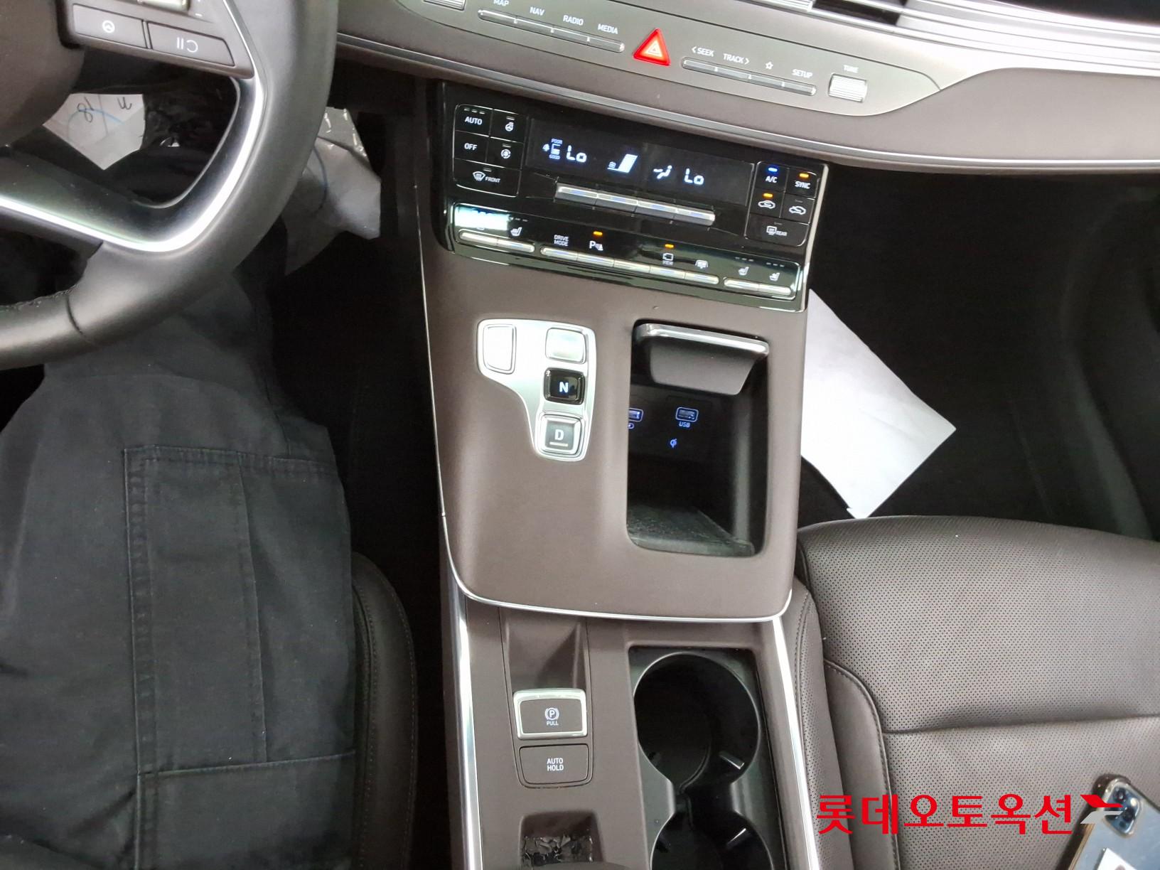 2022 - hyundai grandeur
