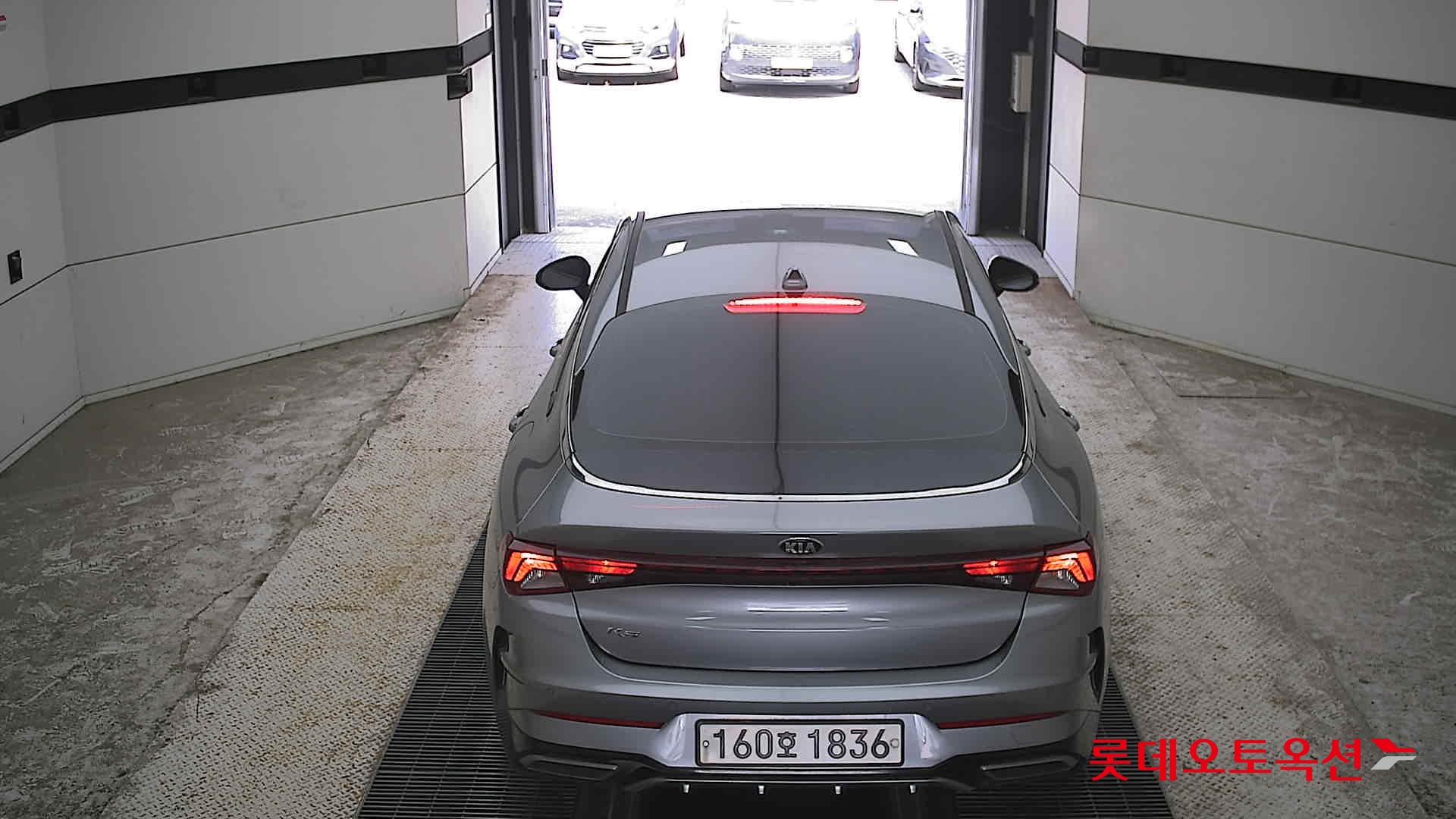 2021 - kia k5