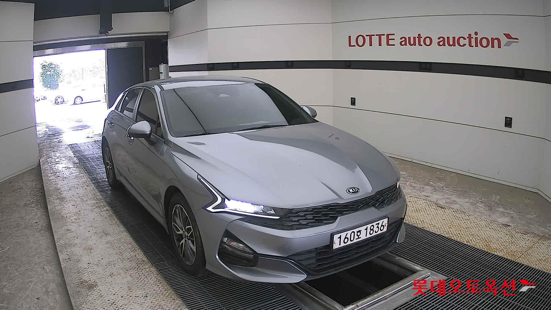 2021 - kia k5
