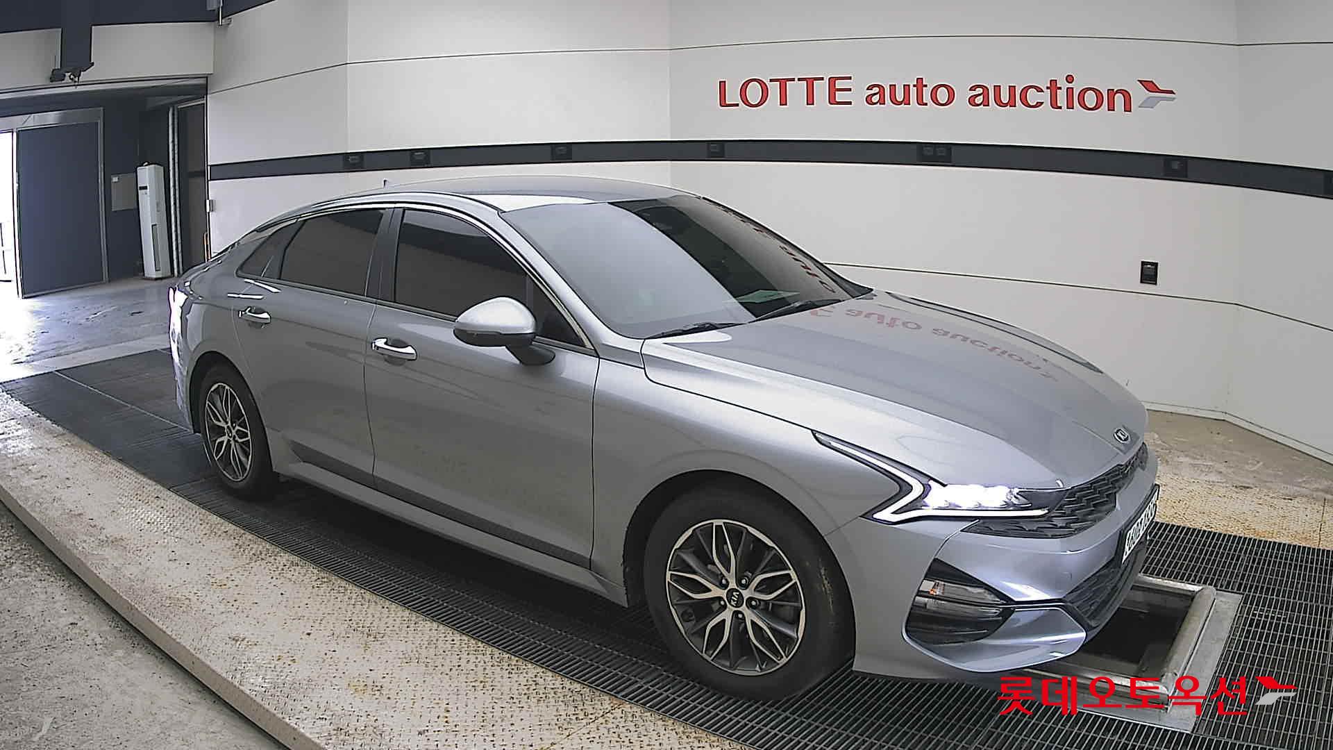2021 - kia k5