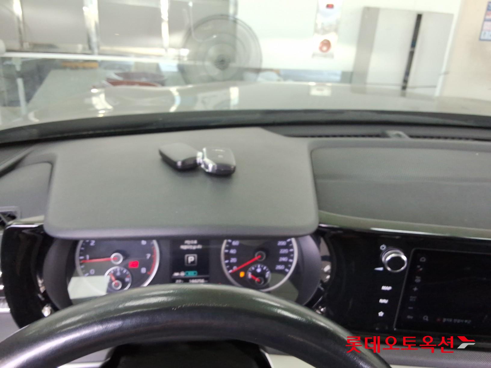2021 - kia k5