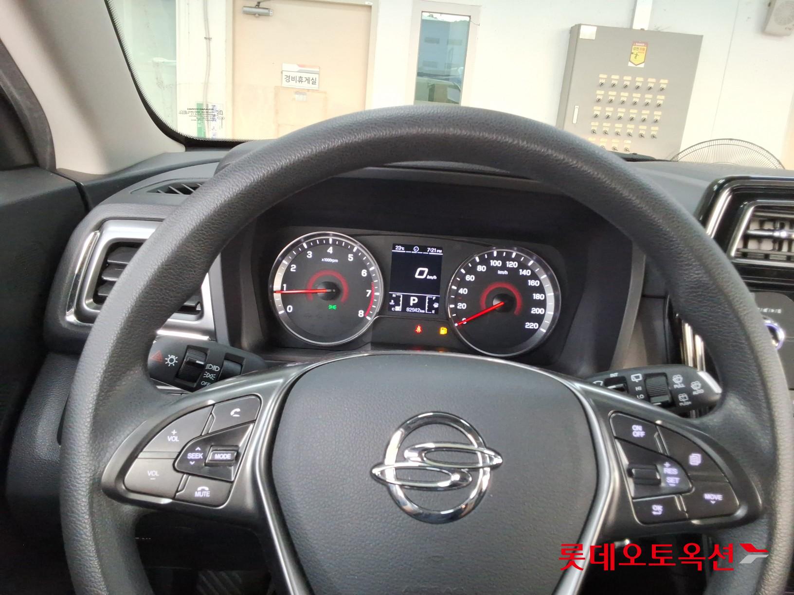 2021 - ssangyong tivoli