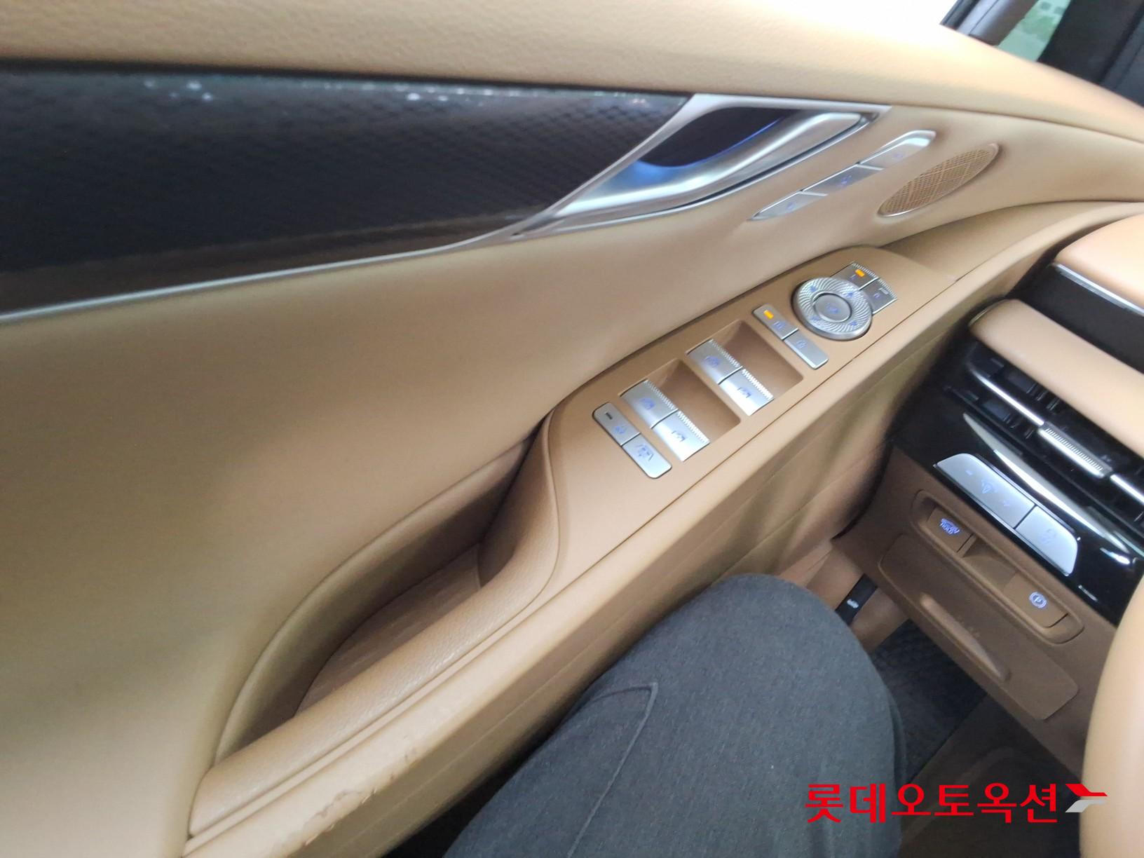 2025 - genesis g80