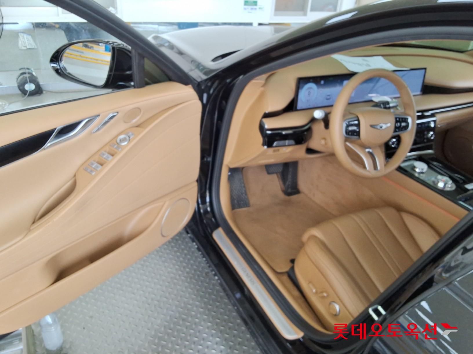 2025 - genesis g80