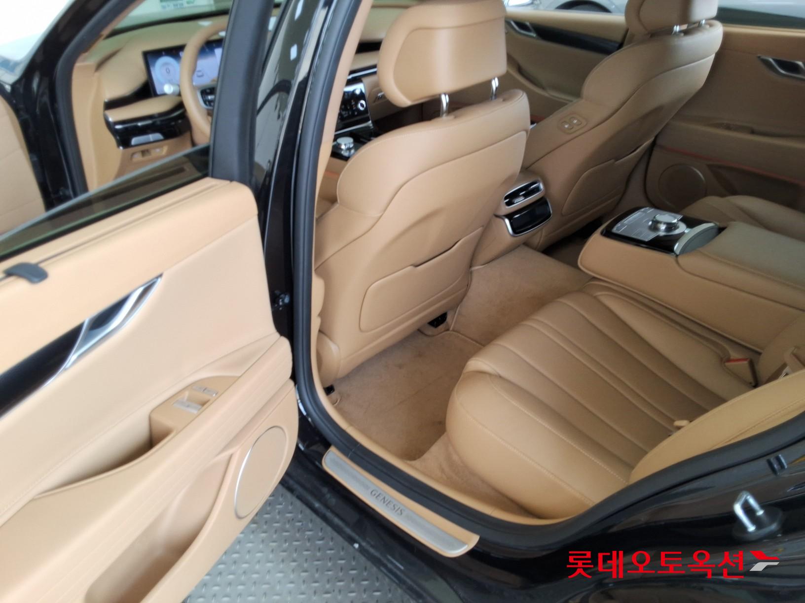 2025 - genesis g80