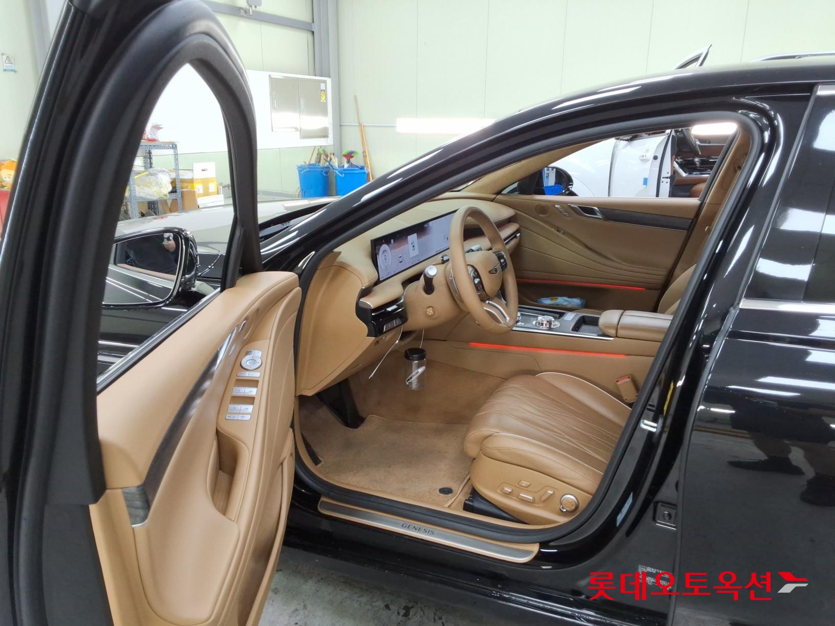 2025 - genesis g80