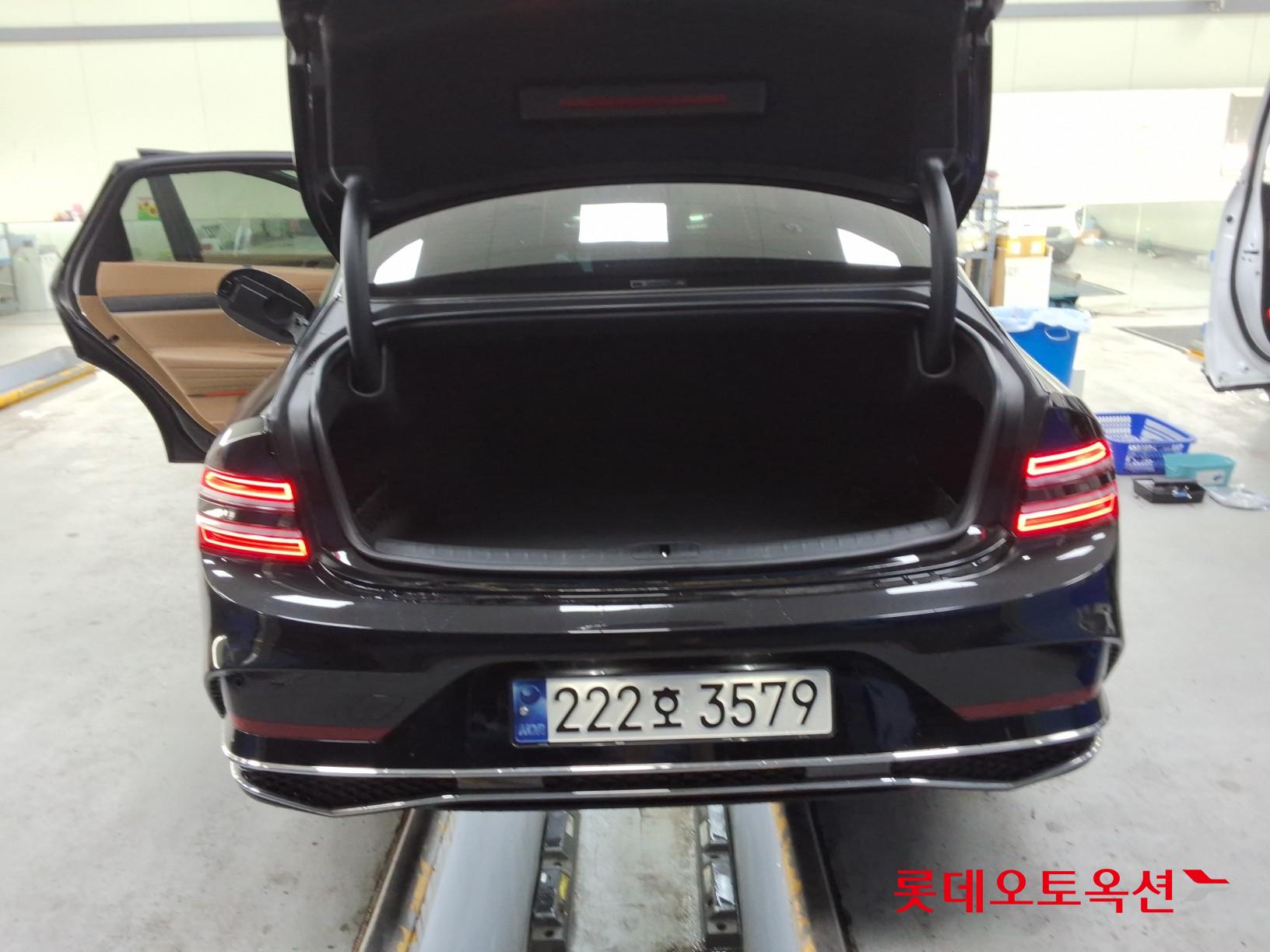 2025 - genesis g80