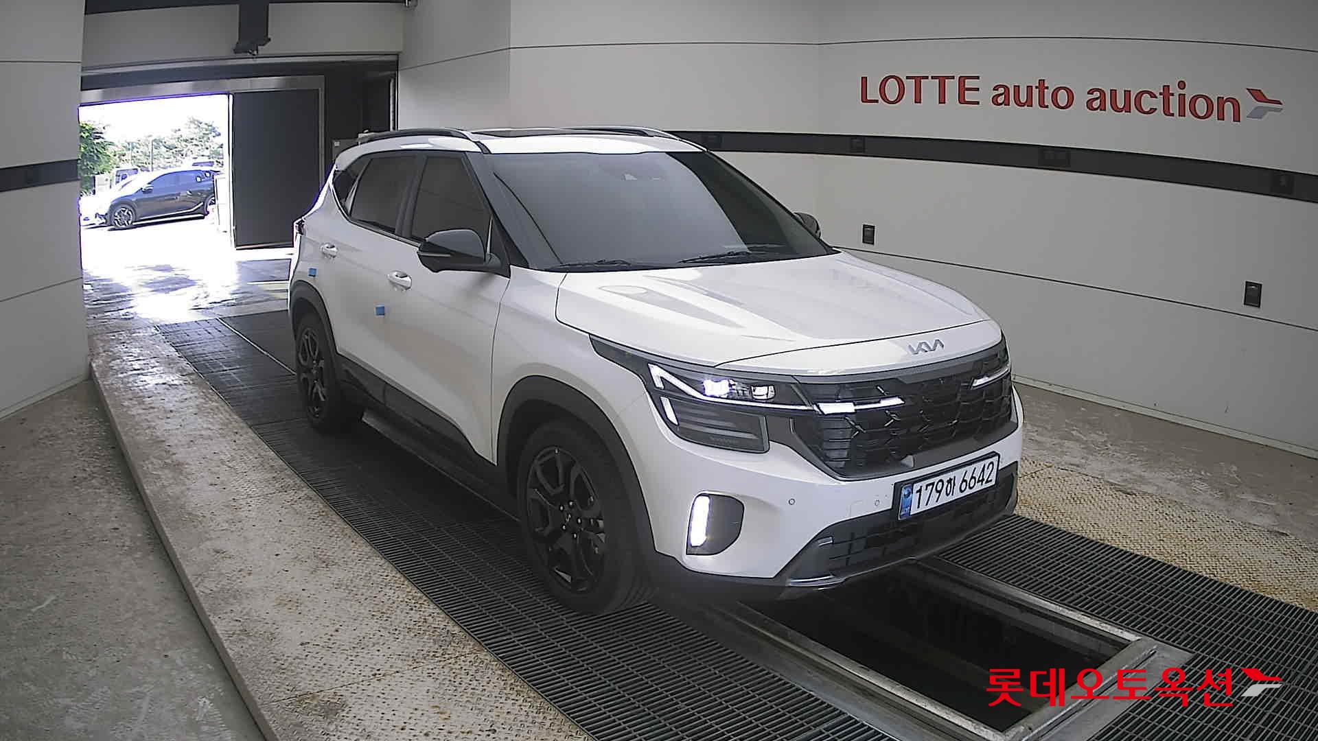 2025 - kia seltos