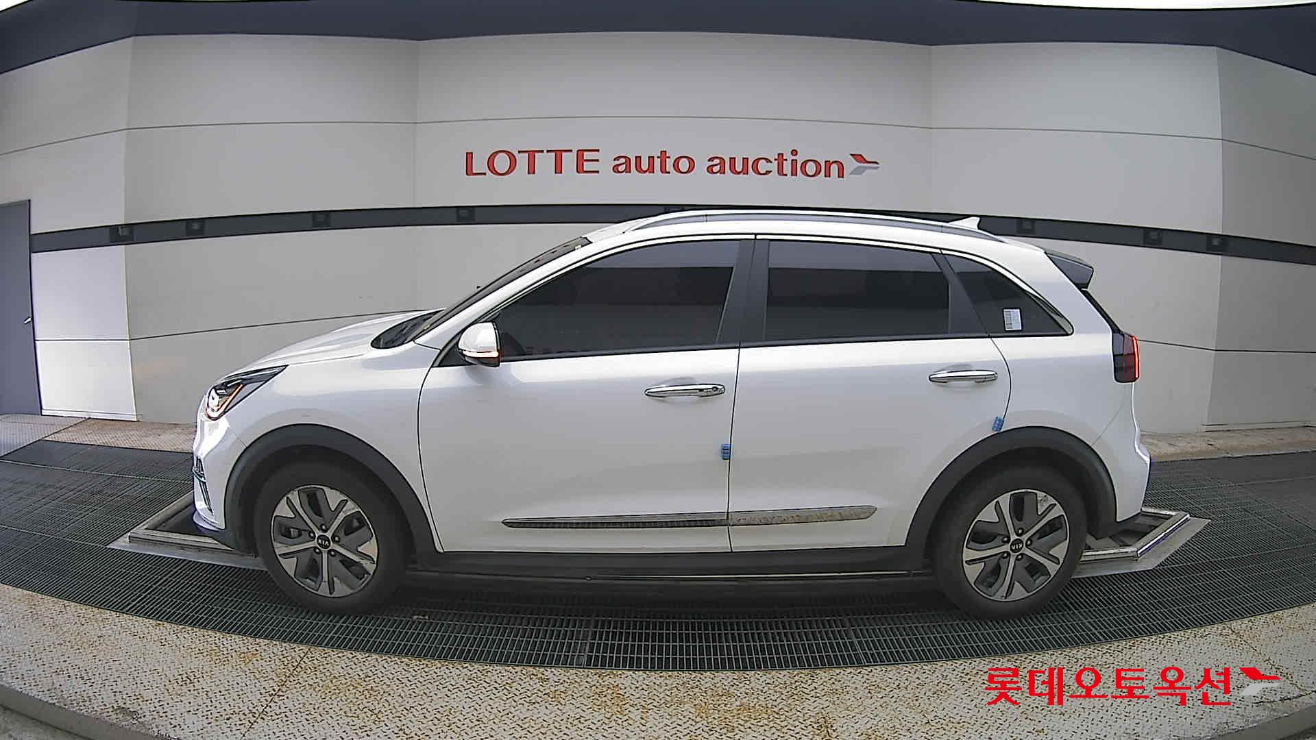 2021 - kia niro