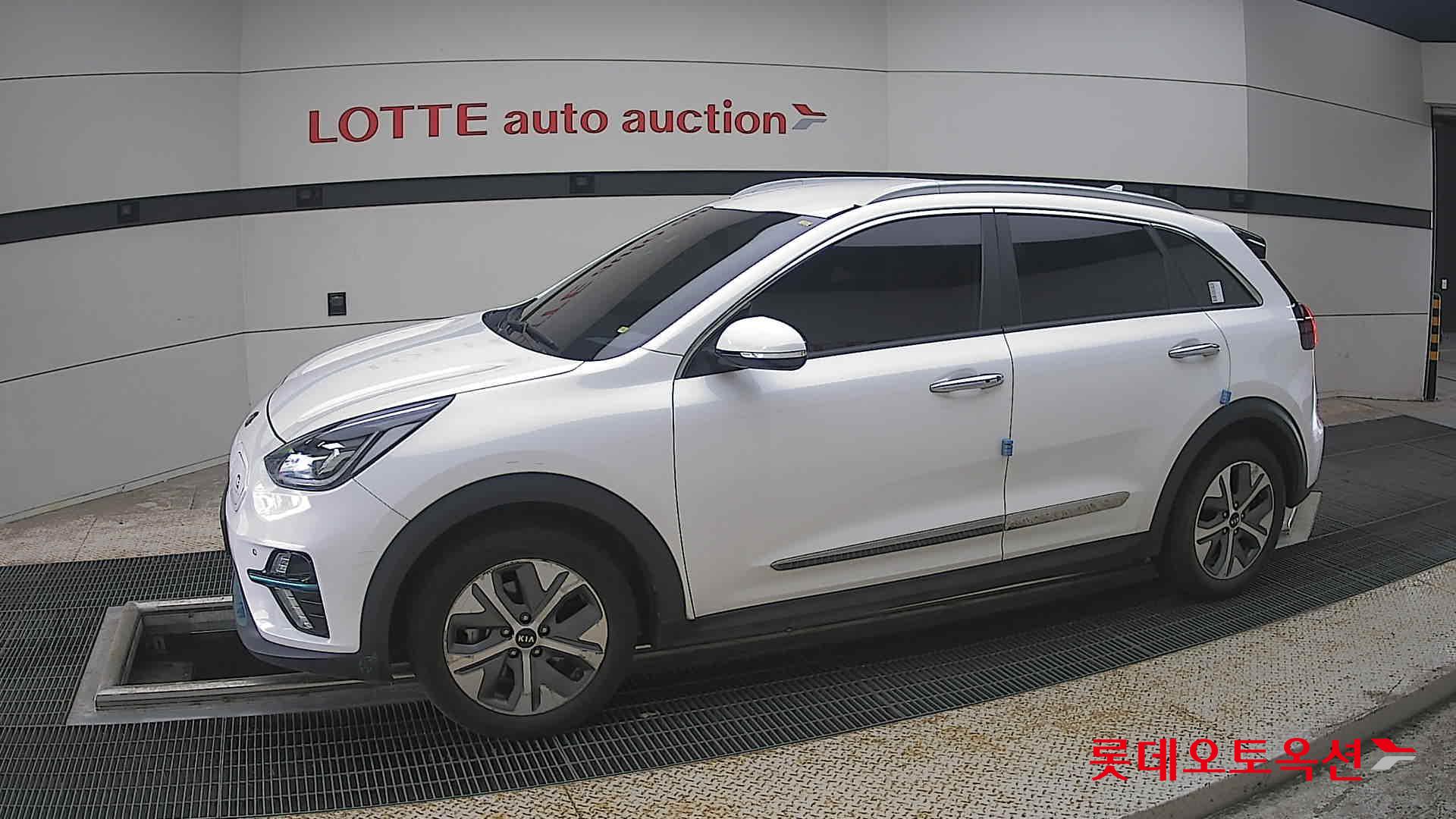2021 - kia niro