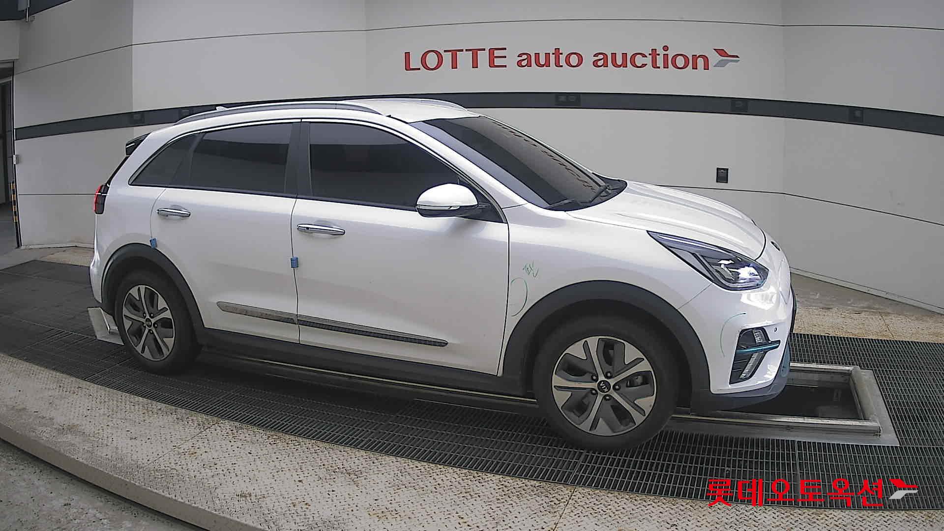 2021 - kia niro