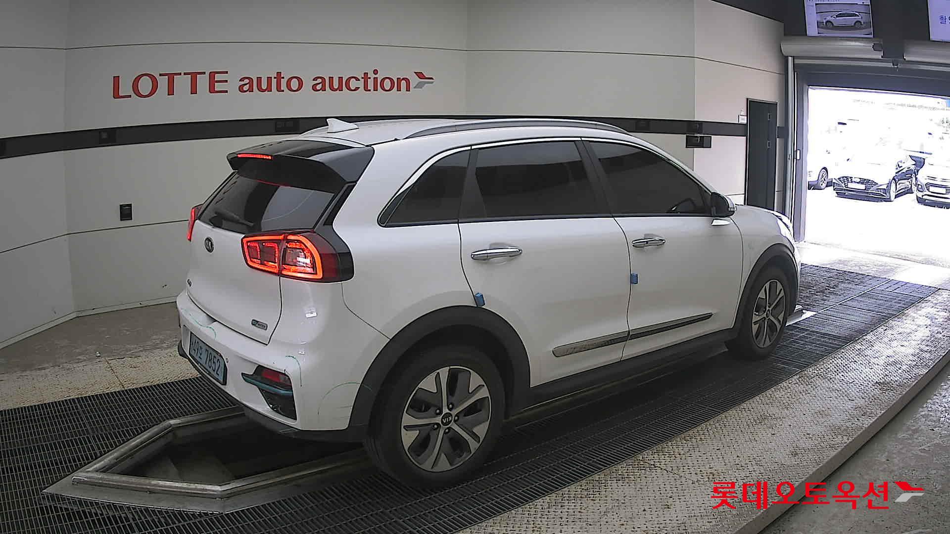 2021 - kia niro