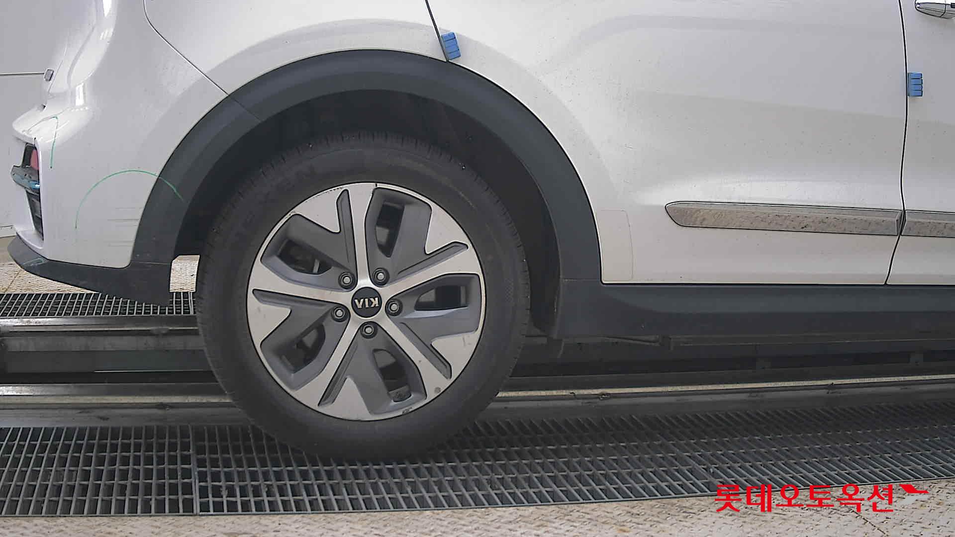 2021 - kia niro
