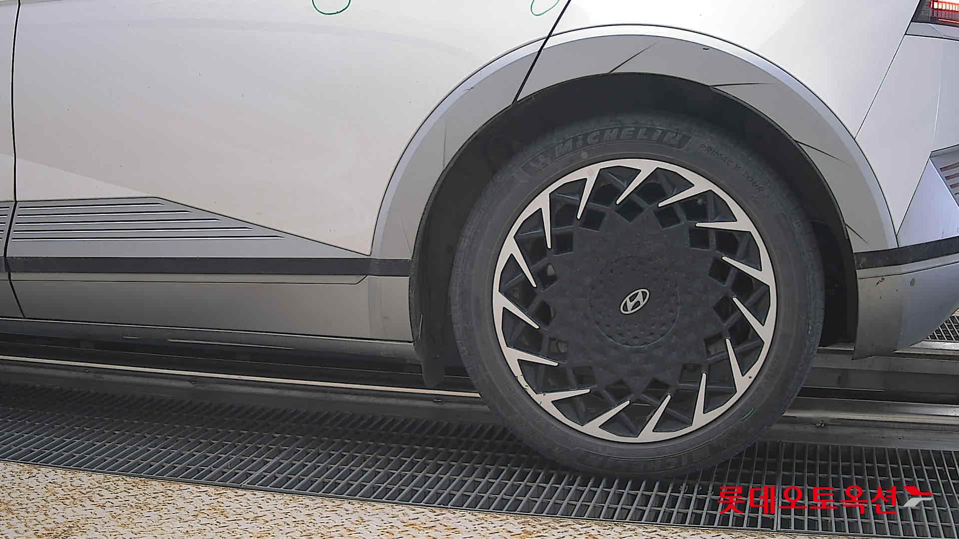 2022 - hyundai ioniq