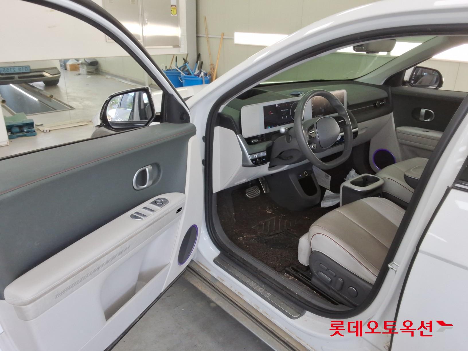 2022 - hyundai ioniq