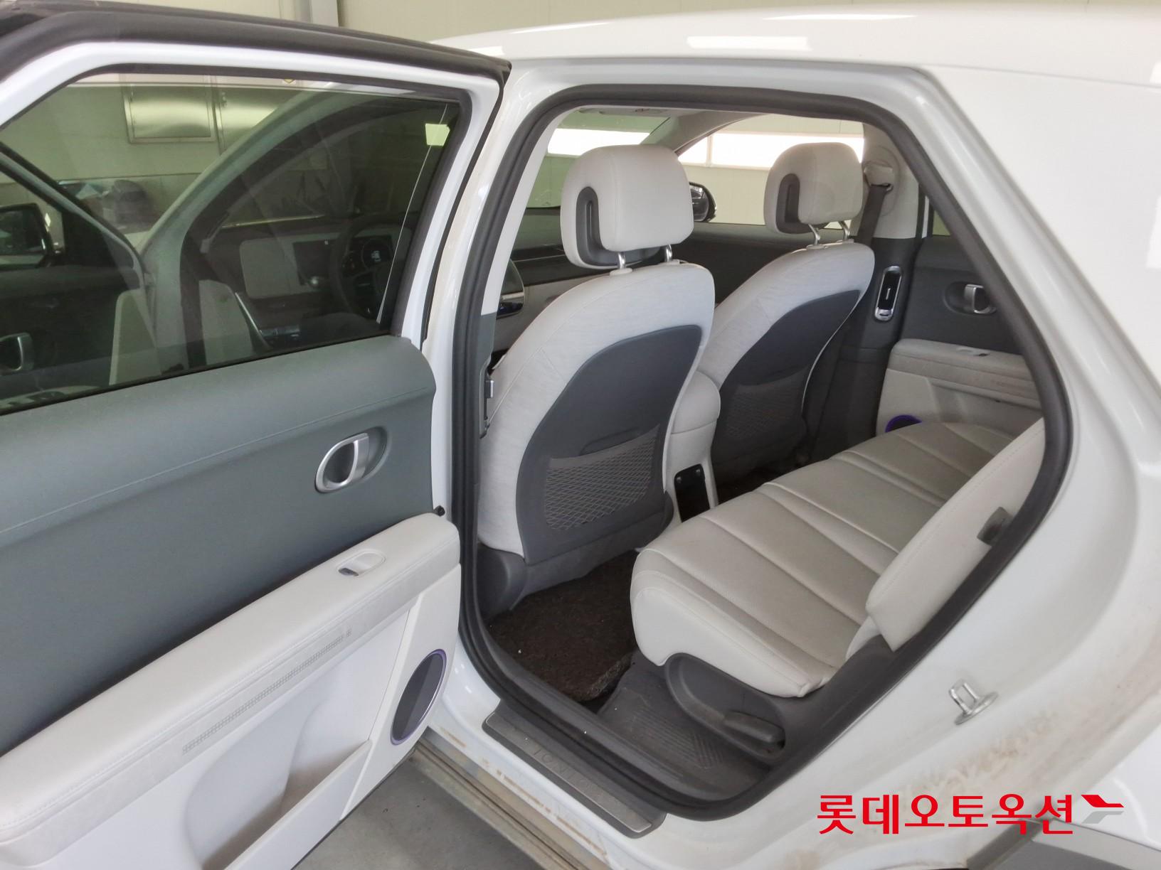 2022 - hyundai ioniq