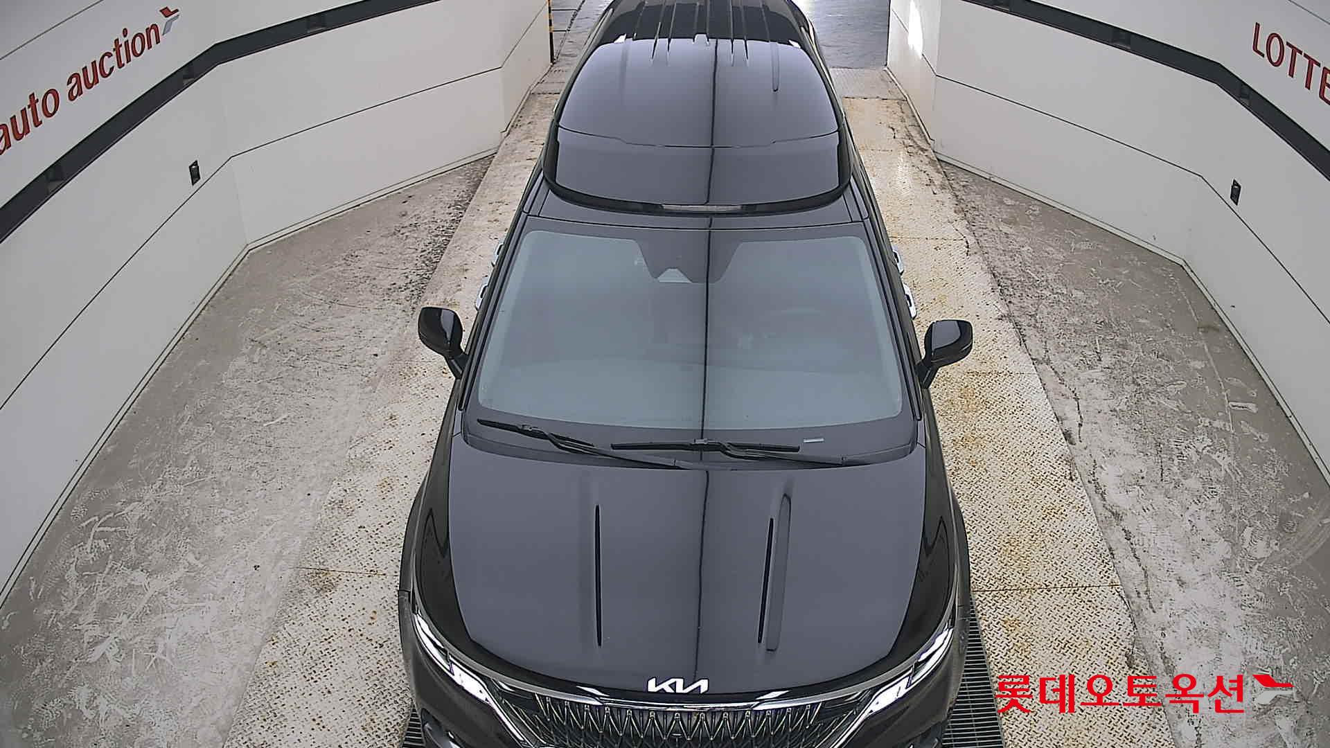 2023 - kia carnival