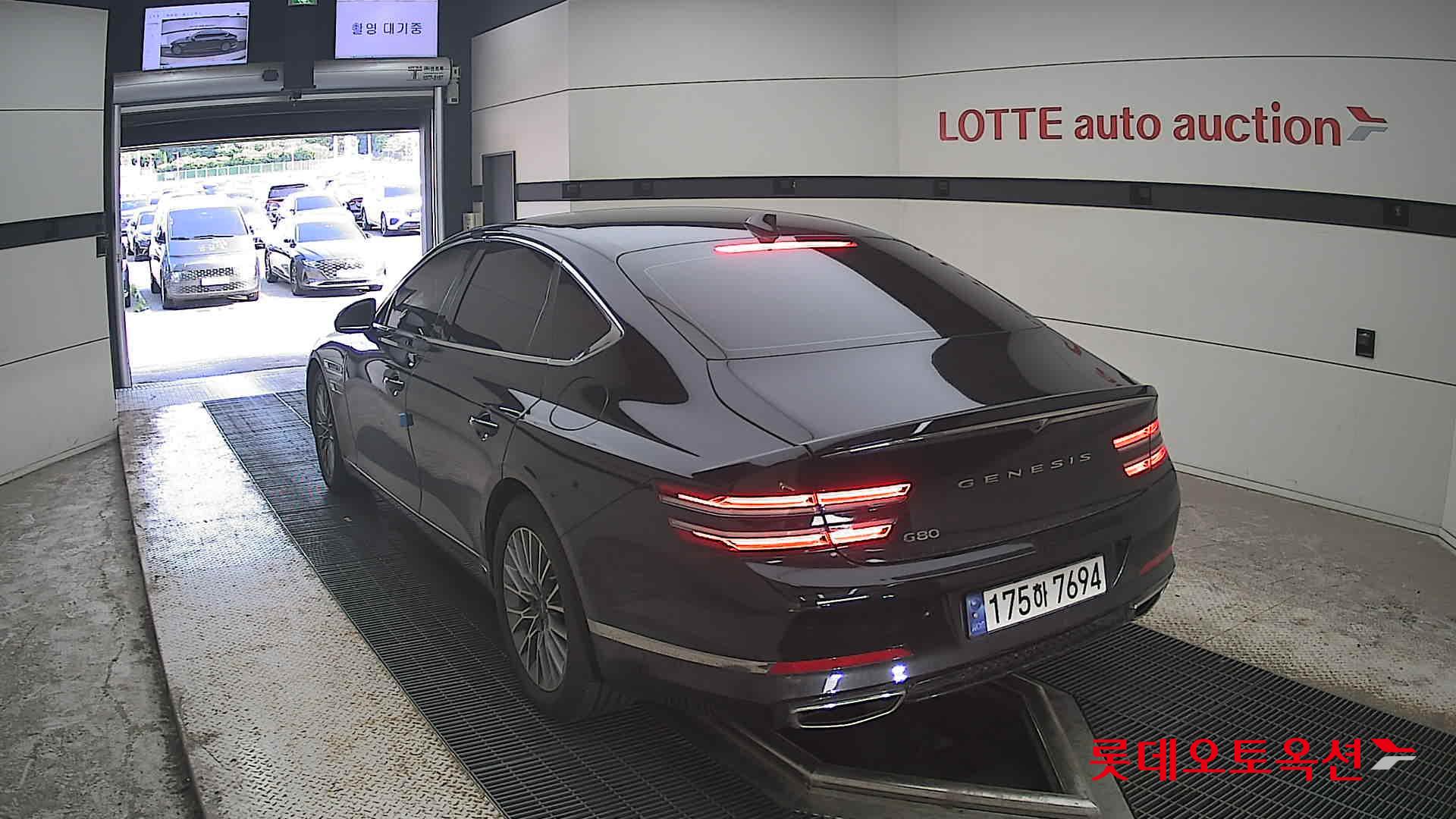 2024 - genesis g80