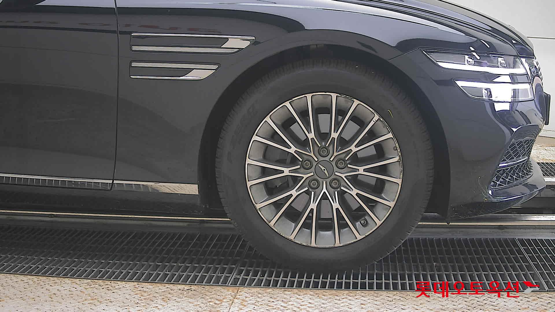 2024 - genesis g80