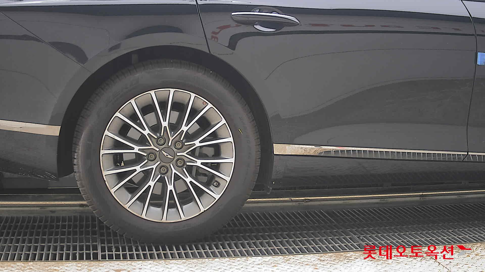 2024 - genesis g80