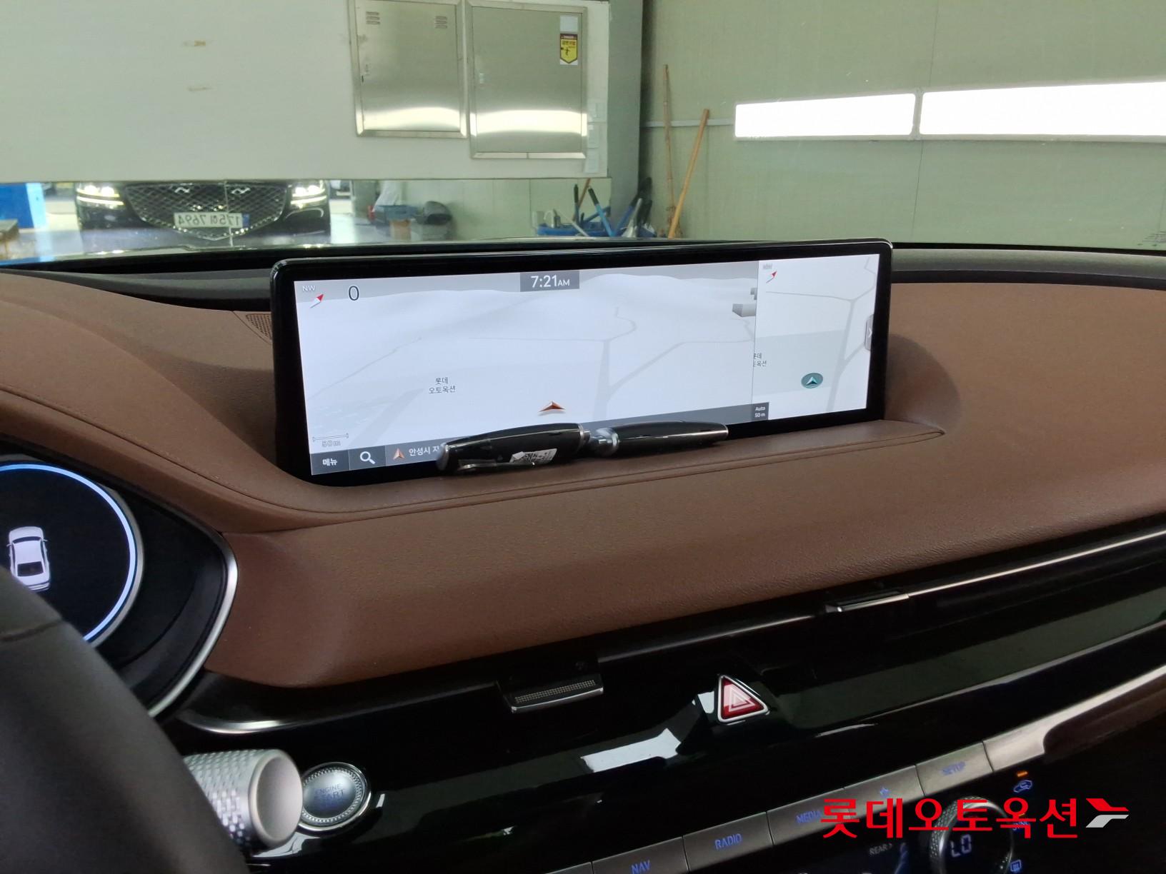 2024 - genesis g80