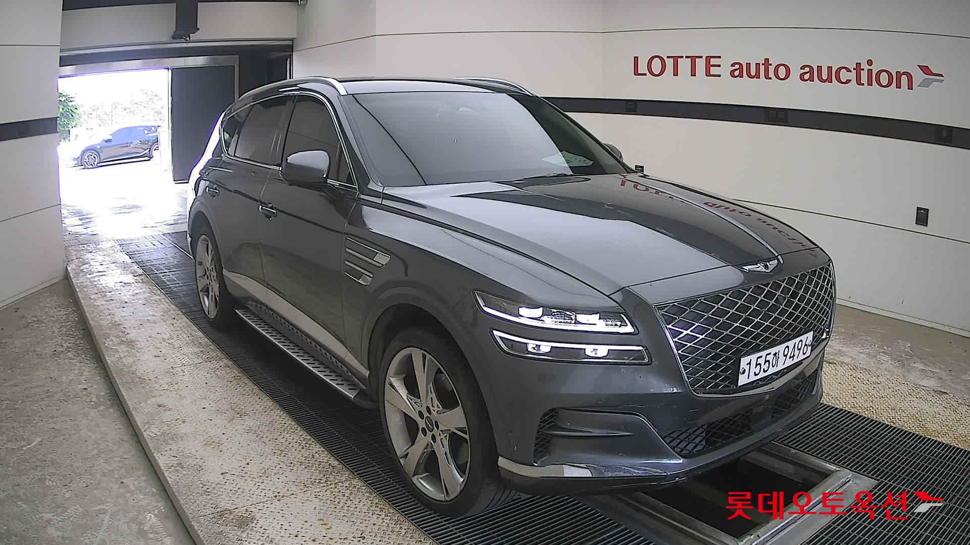 2021 - genesis gv80