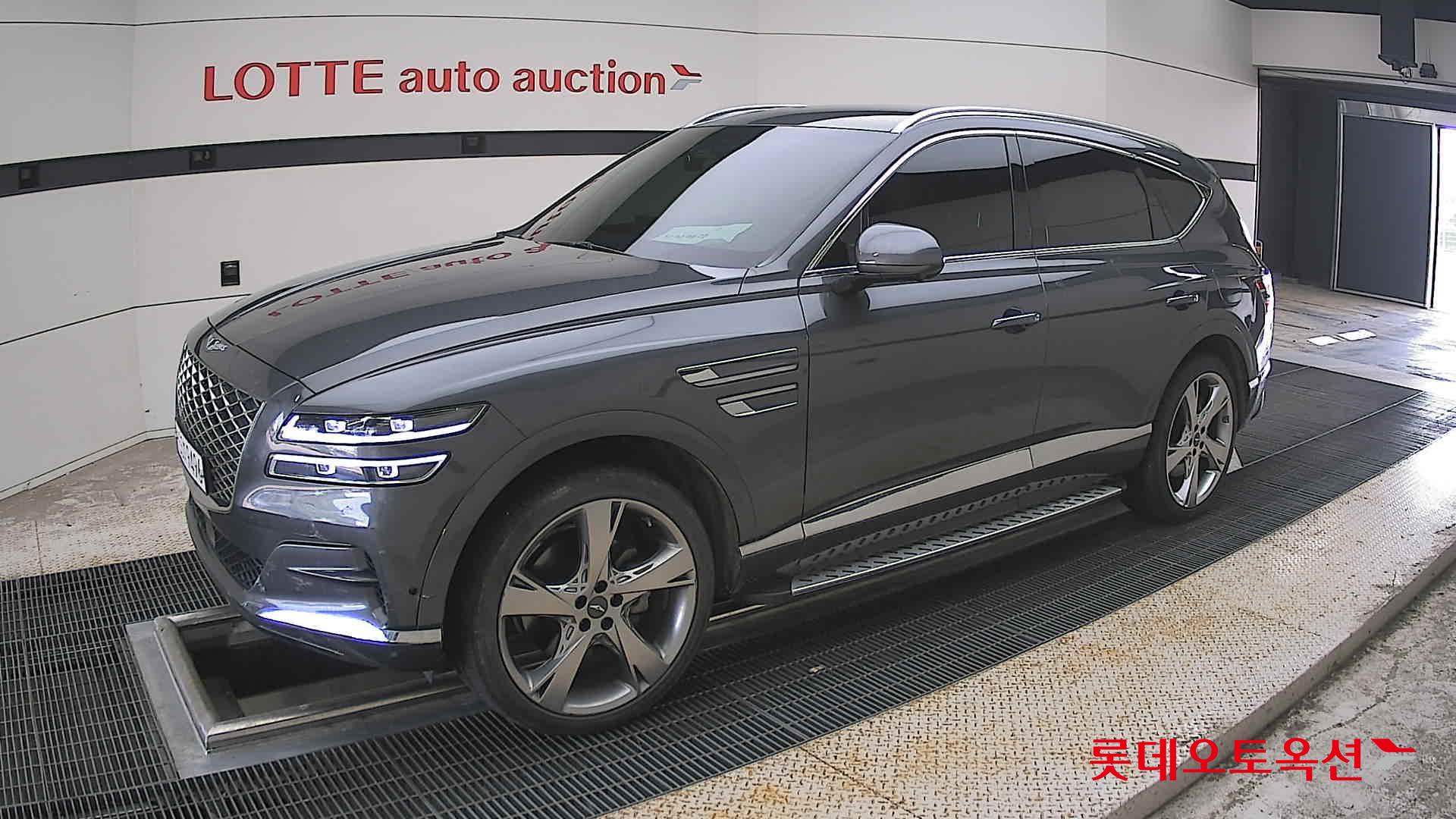 2021 - genesis gv80