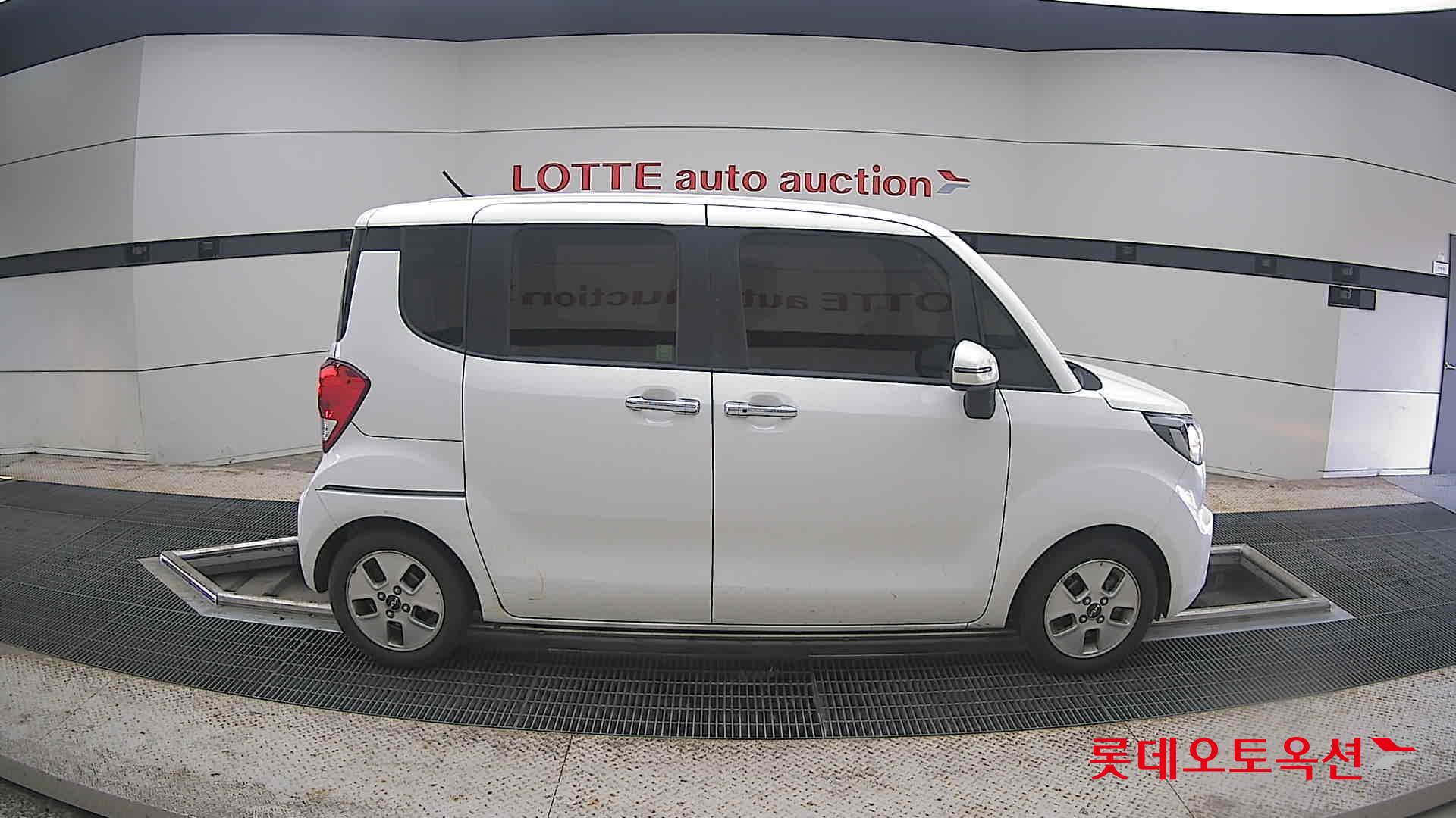 2022 - kia ray