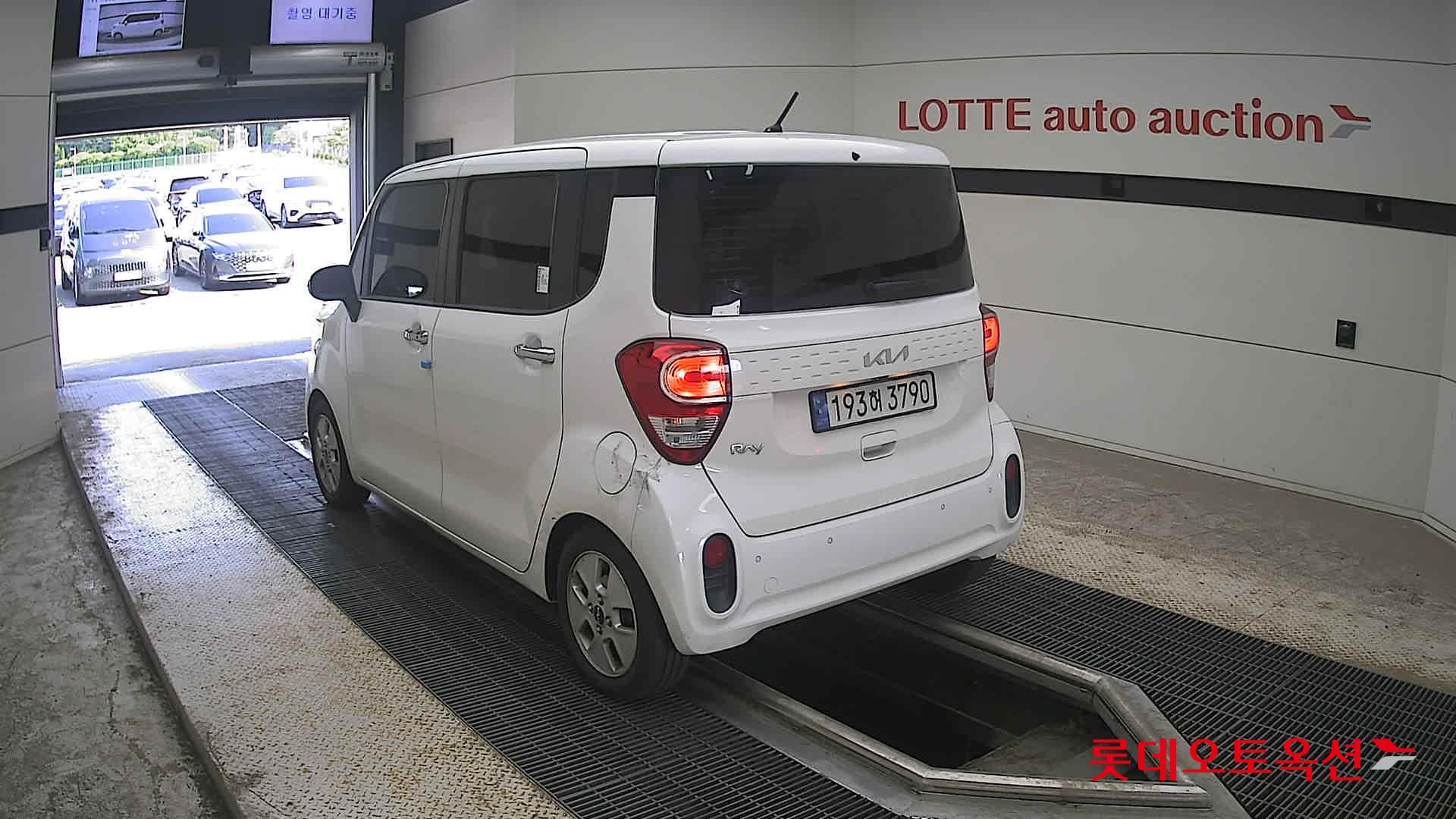2022 - kia ray