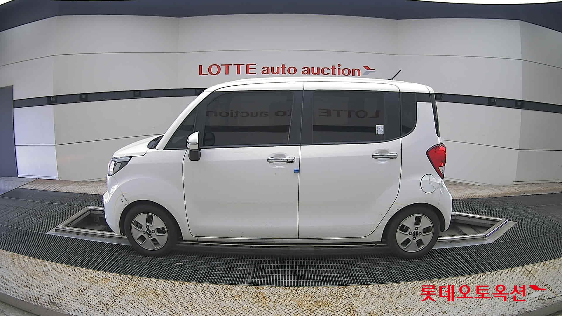 2022 - kia ray