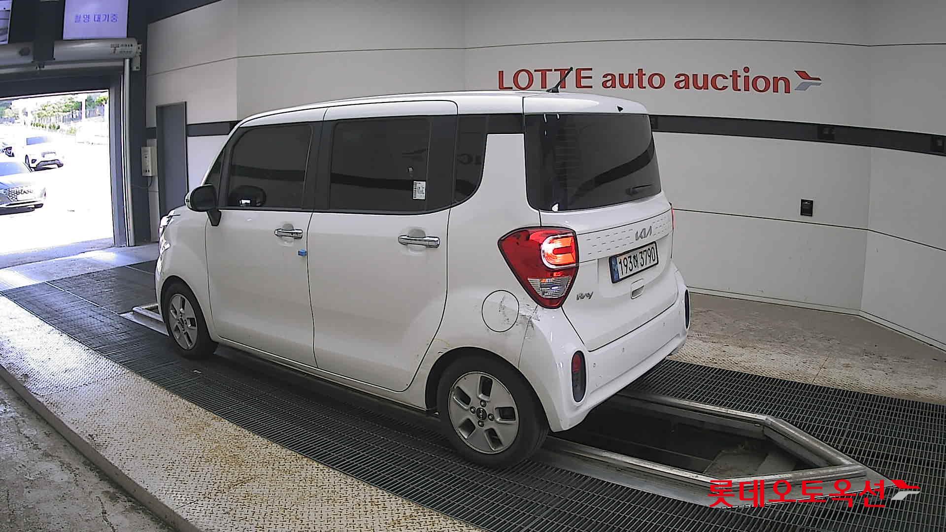 2022 - kia ray