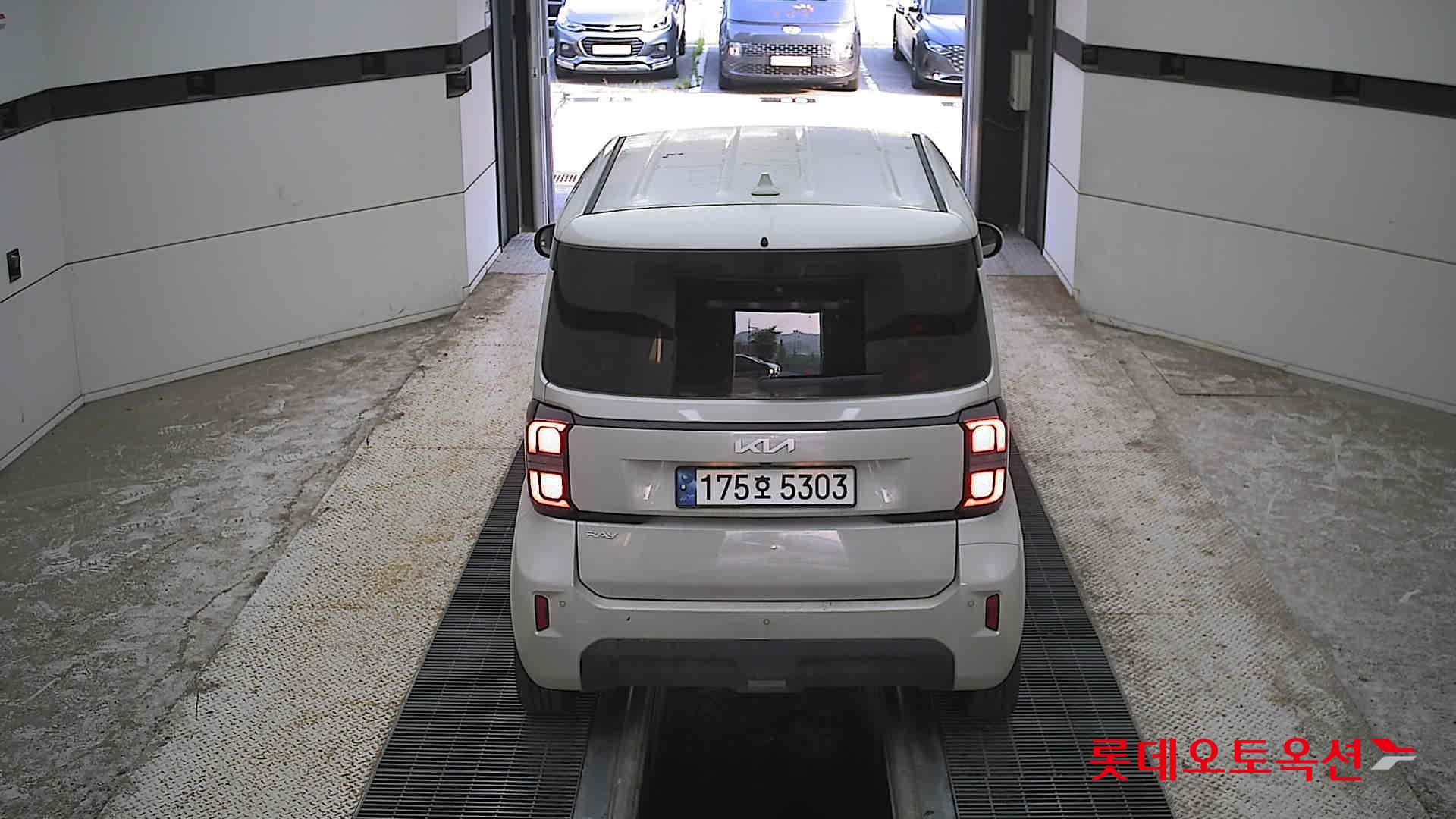 2023 - kia ray