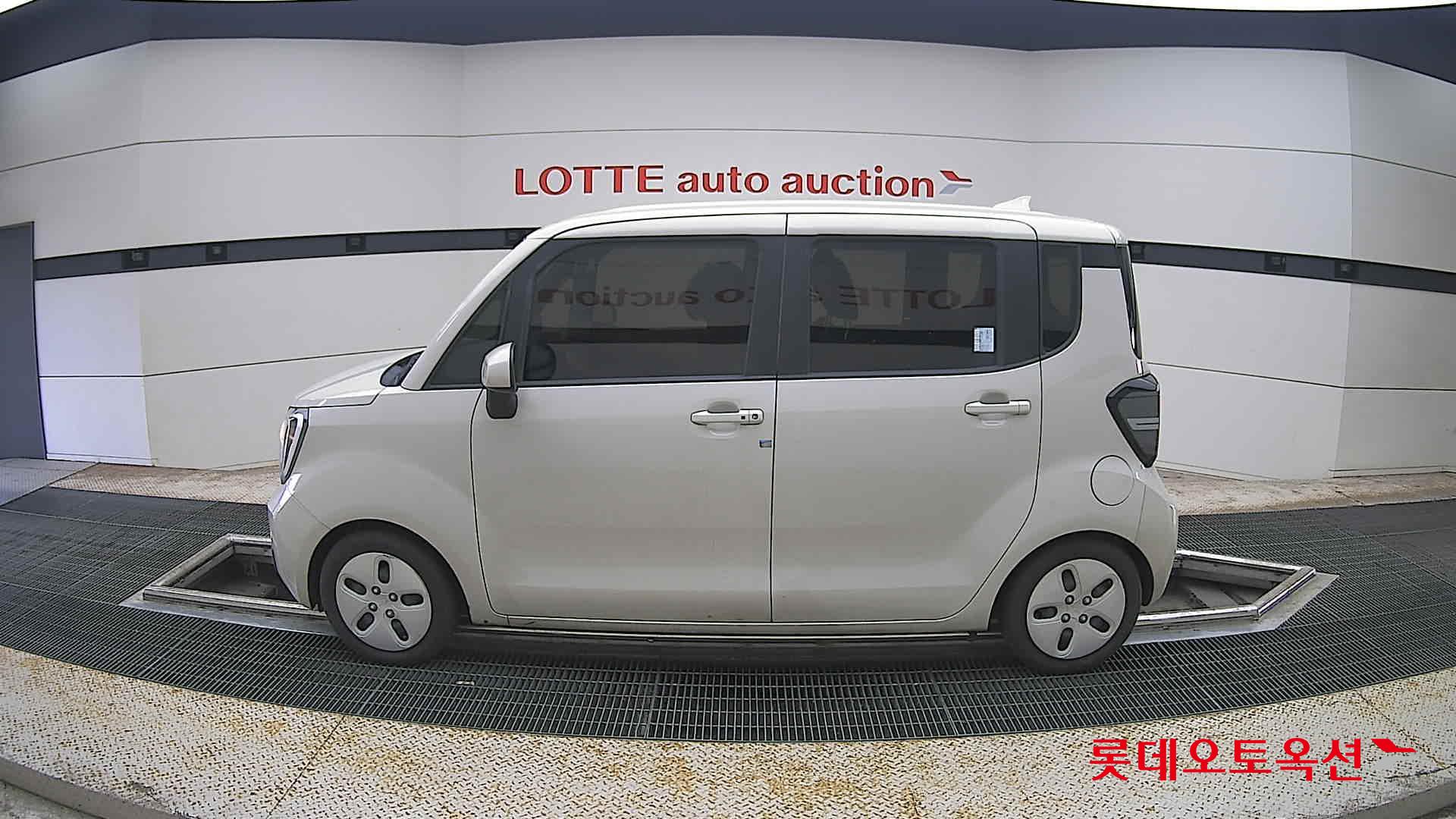 2023 - kia ray