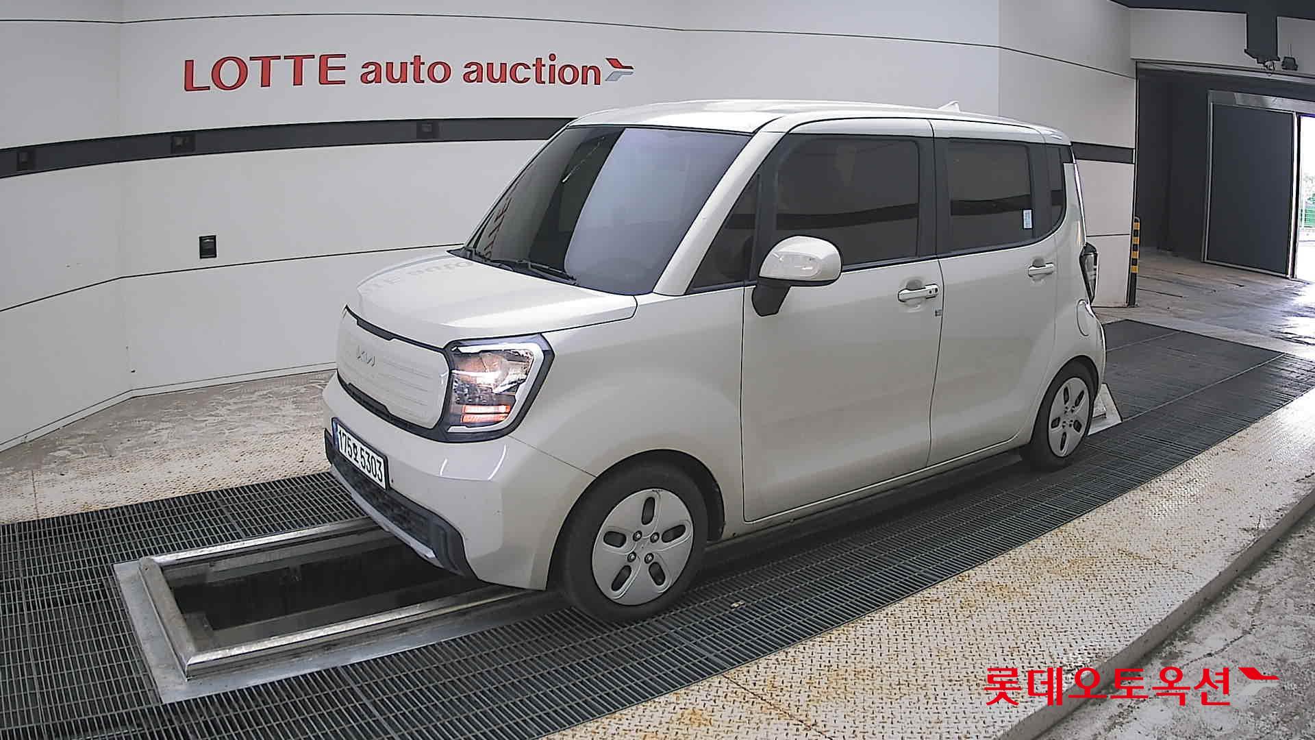 2023 - kia ray