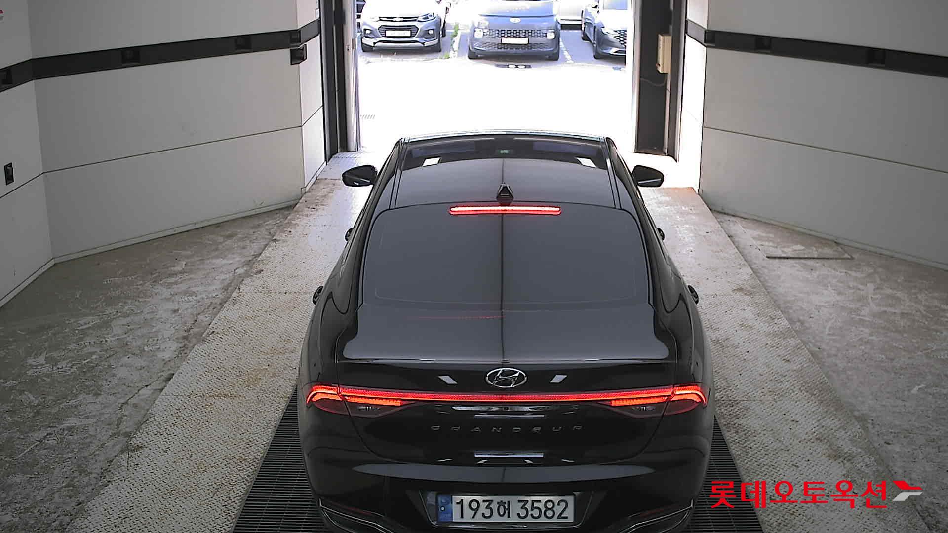 2022 - hyundai grandeur