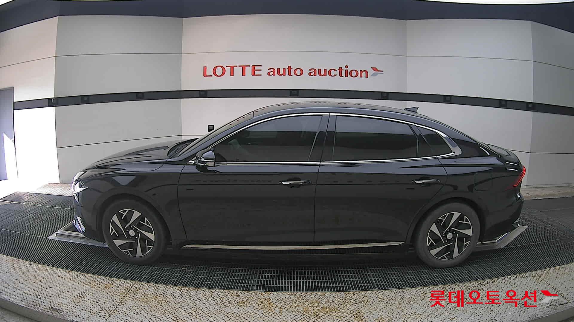 2022 - hyundai grandeur