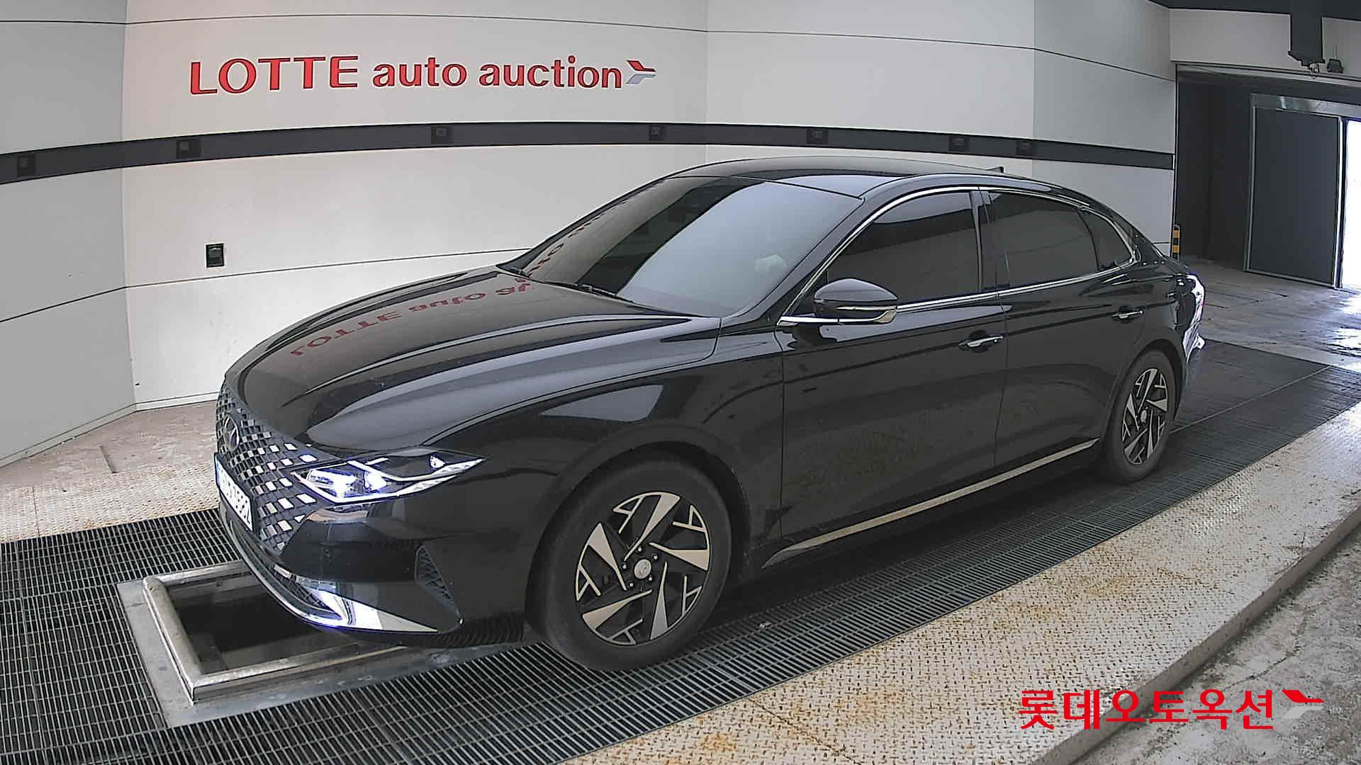 2022 - hyundai grandeur