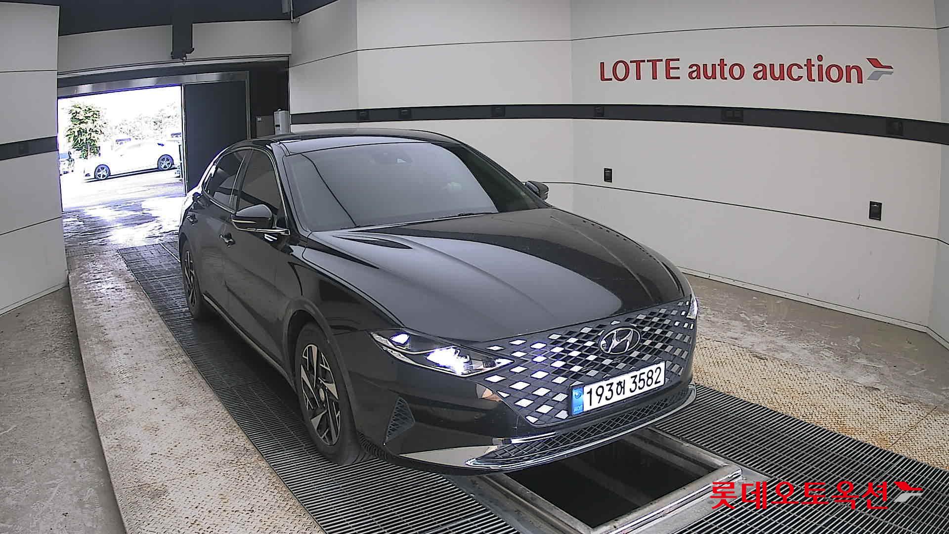 2022 - hyundai grandeur