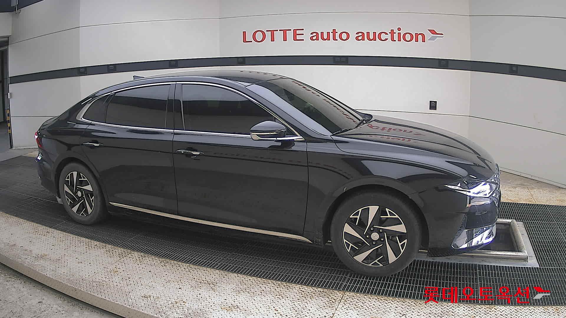 2022 - hyundai grandeur