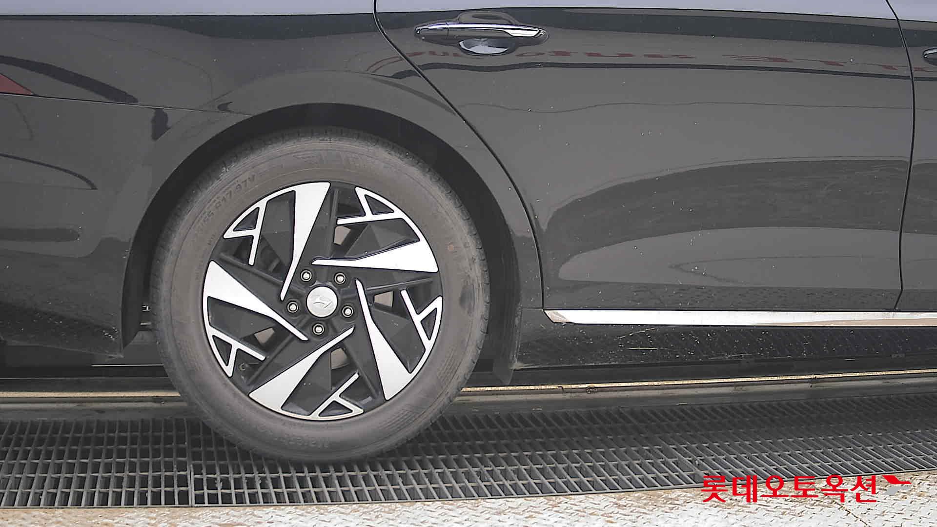 2022 - hyundai grandeur