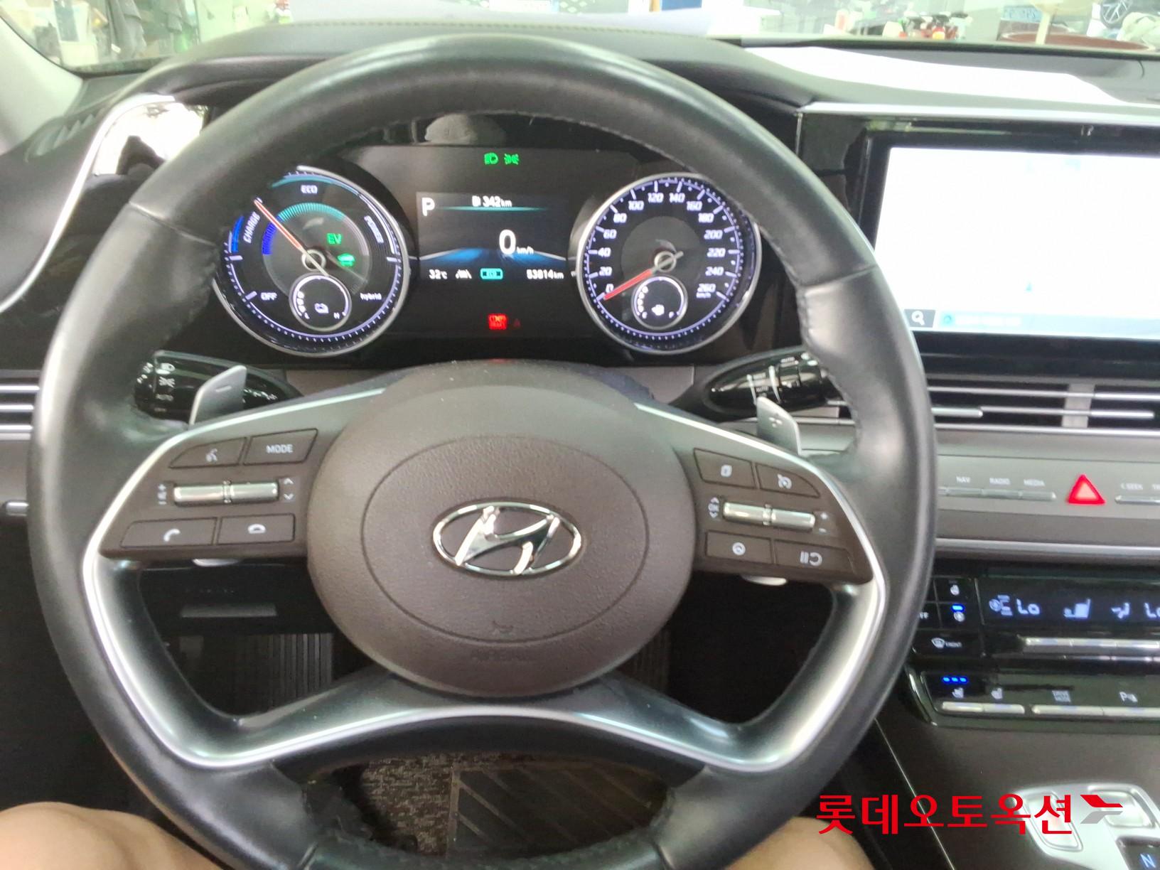 2022 - hyundai grandeur