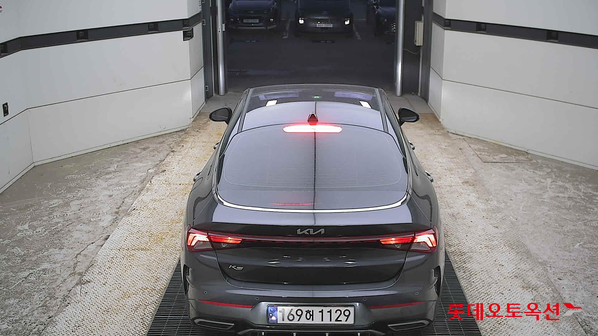2022 - kia k5