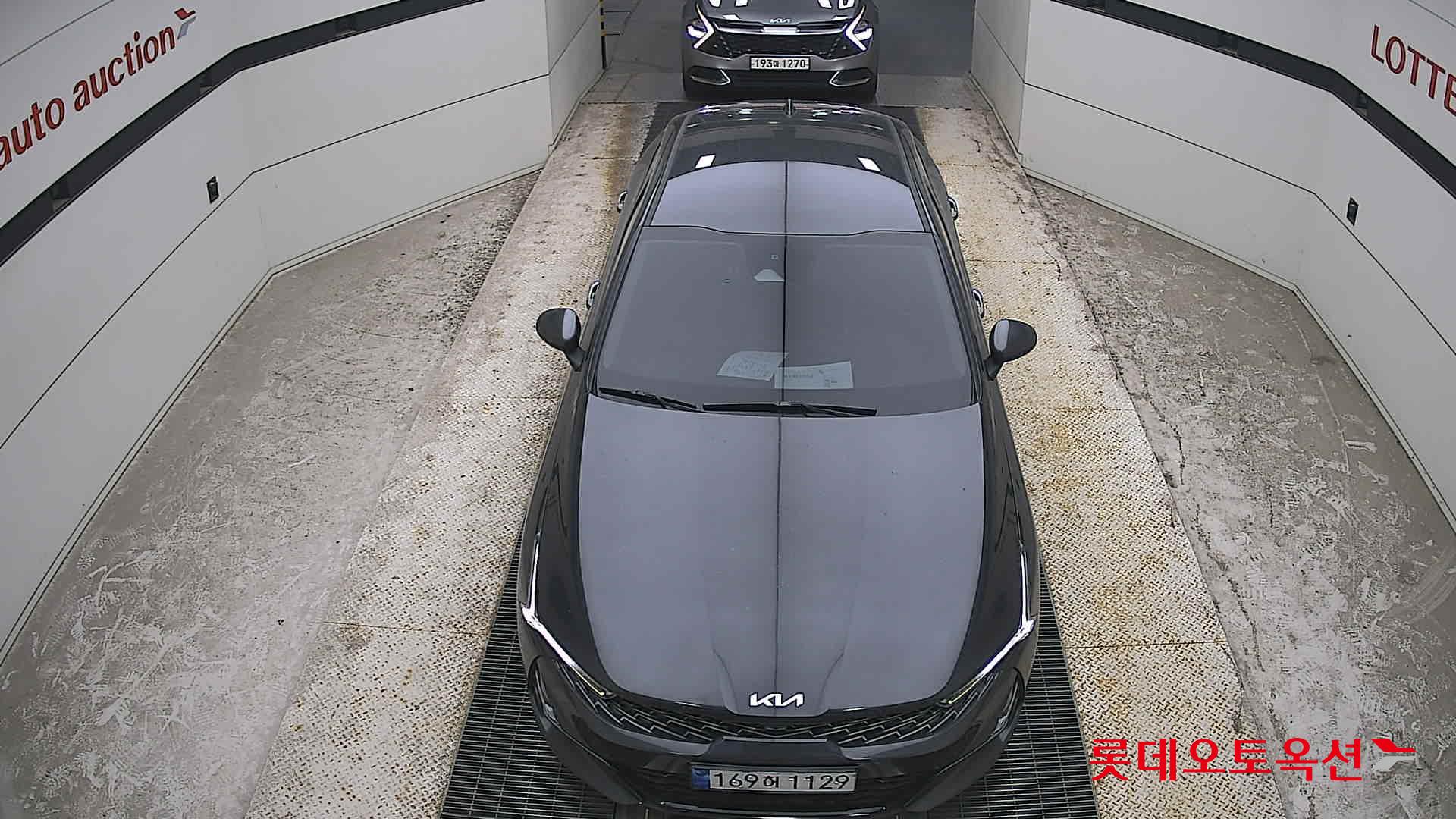 2022 - kia k5